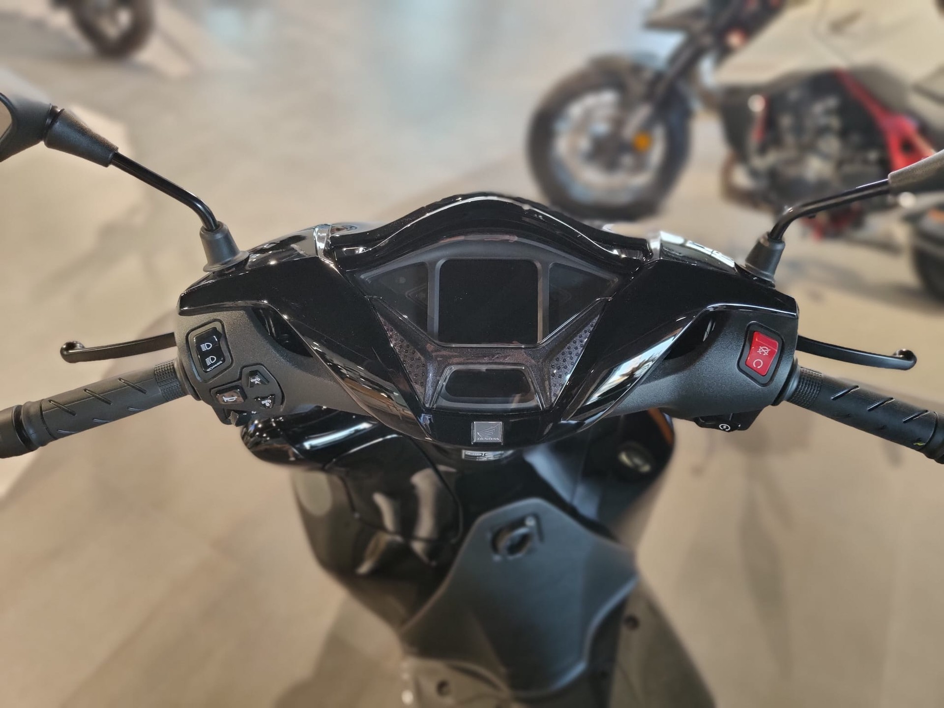 HONDA SH 350-image-5