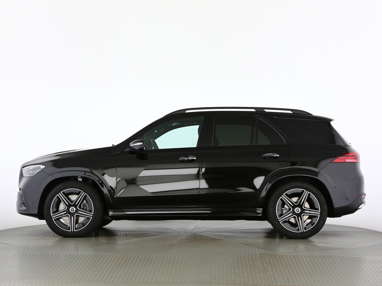 MERCEDES-BENZ GLE 450 d 4Matic 9G-Tronic-showroom-element-2