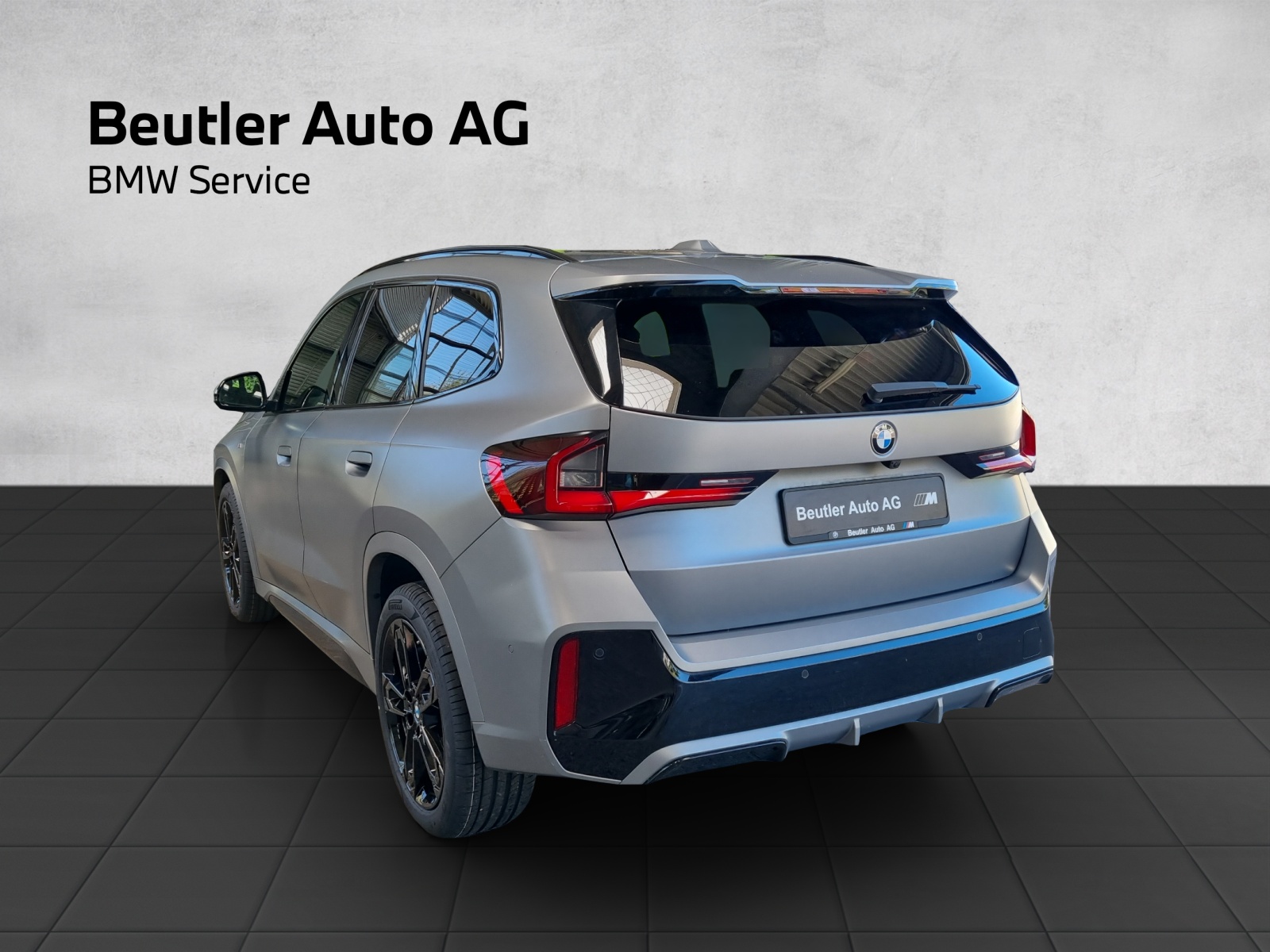 BMW X1 xDrive 20d 48V M Sport-showroom-element-2