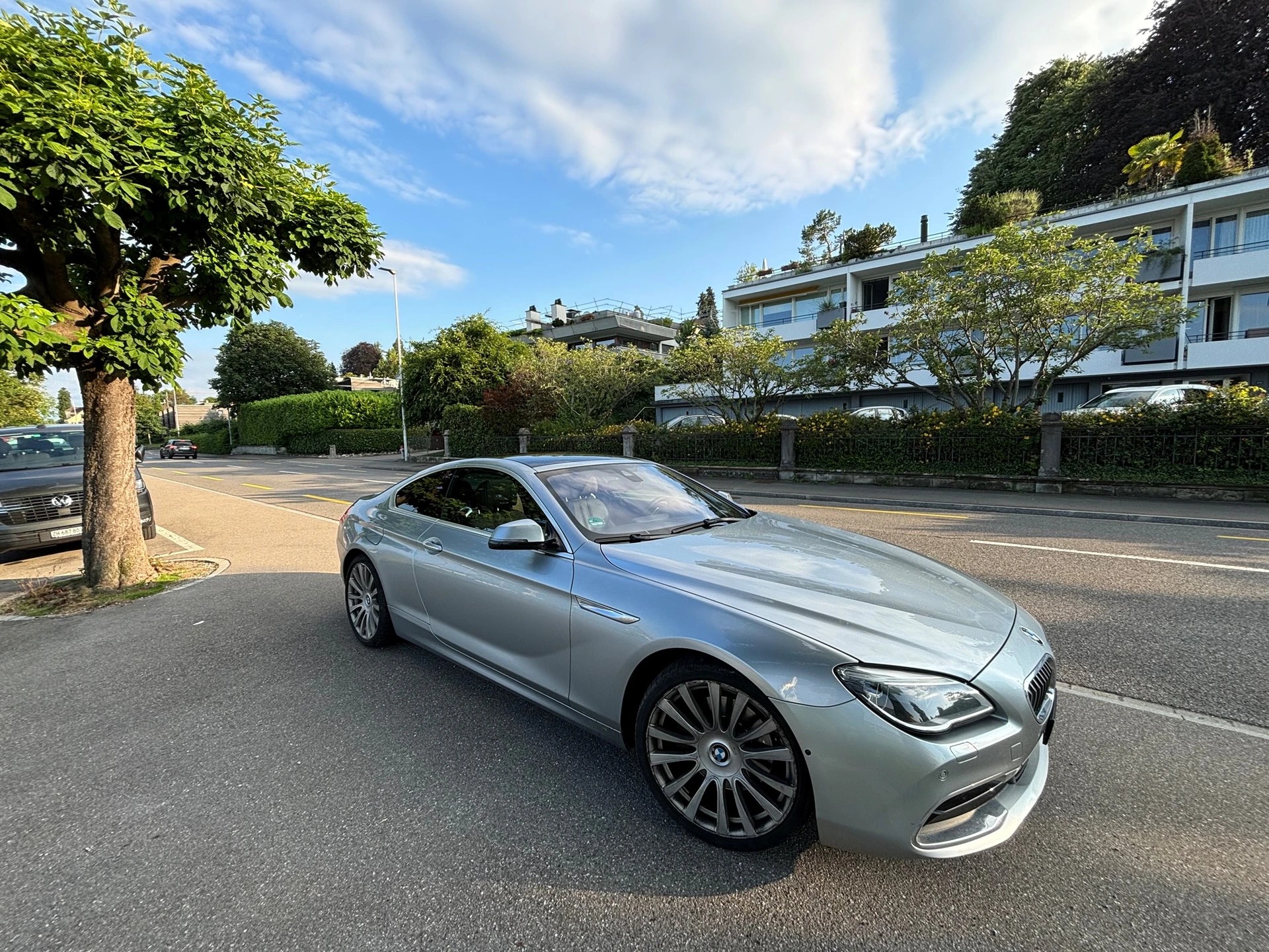BMW BMW 640d LCI Coupé xDrive | 90’000 km | Service & MFK NEU | Euro 6 ohne AdBlue | Original Sonderlackierung Silber-image-6