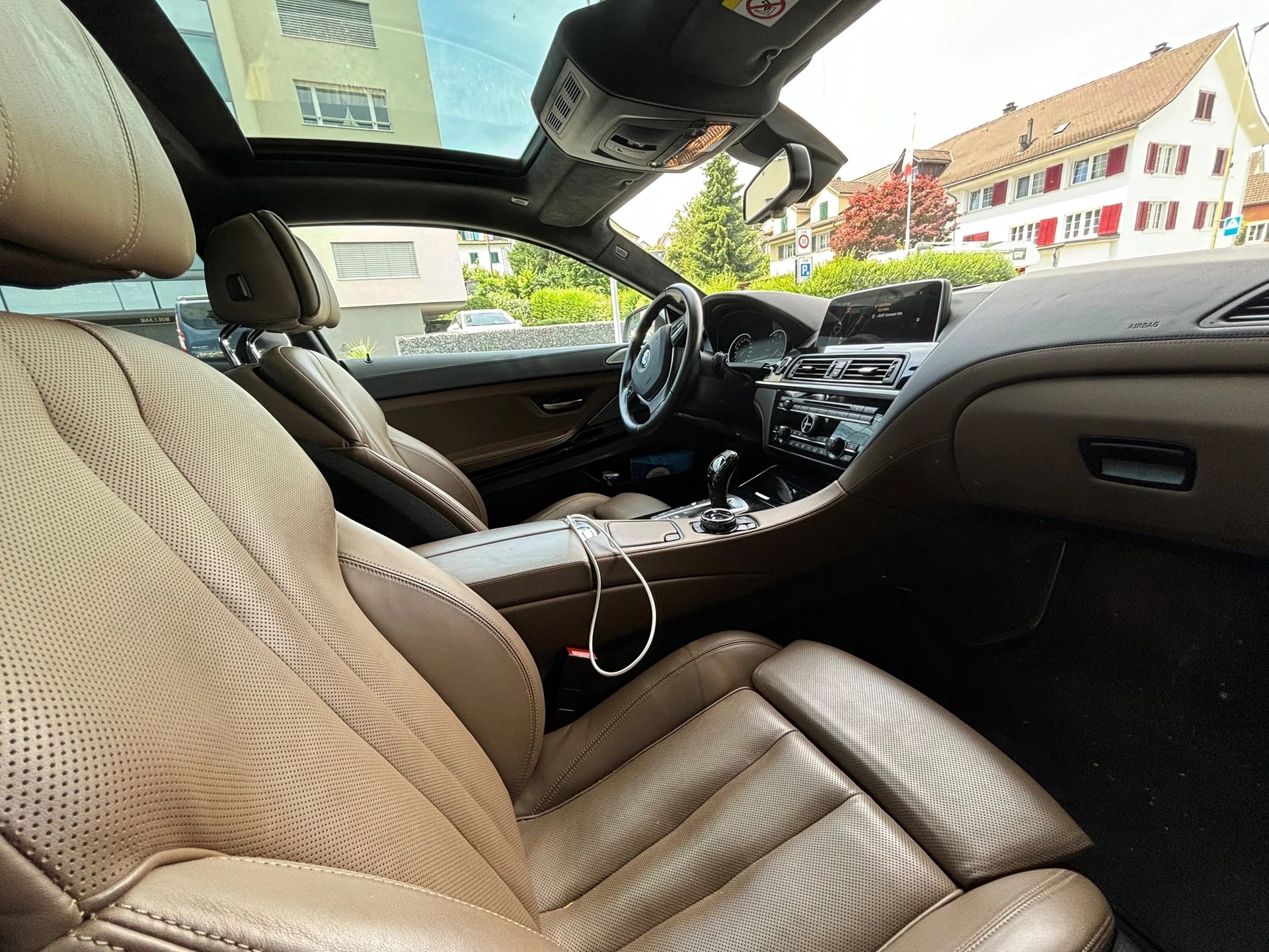 BMW BMW 640d LCI Coupé xDrive | 90’000 km | Service & MFK NEU | Euro 6 ohne AdBlue | Original Sonderlackierung Silber-image-11