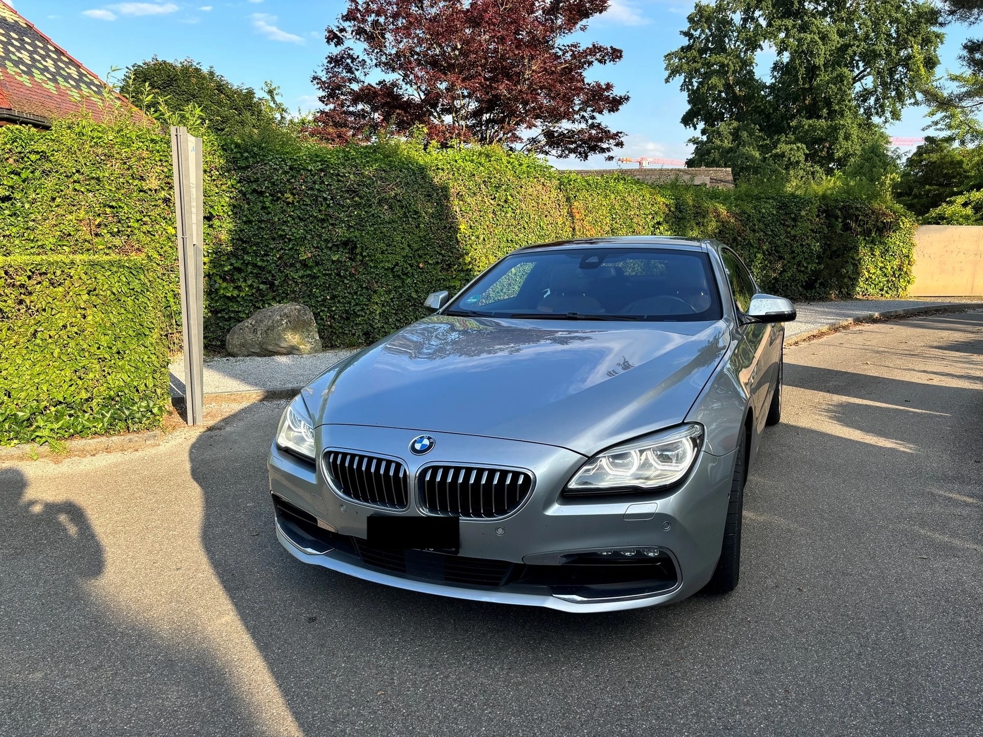 BMW BMW 640d LCI Coupé xDrive | 90’000 km | Service & MFK NEU | Euro 6 ohne AdBlue | Original Sonderlackierung Silber-image-2