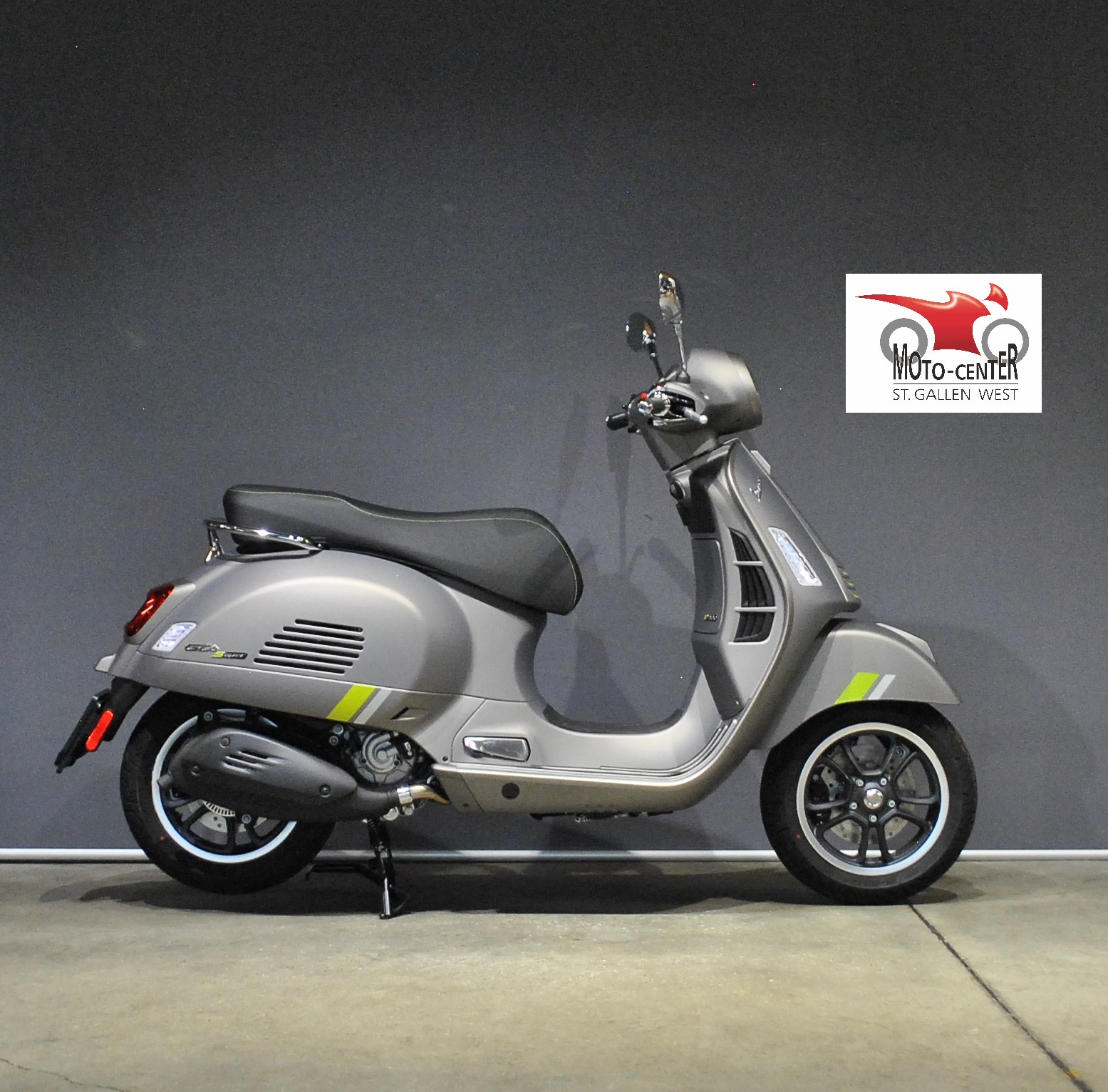 PIAGGIO Vespa GTS 300 Super Tech ABS-image-1
