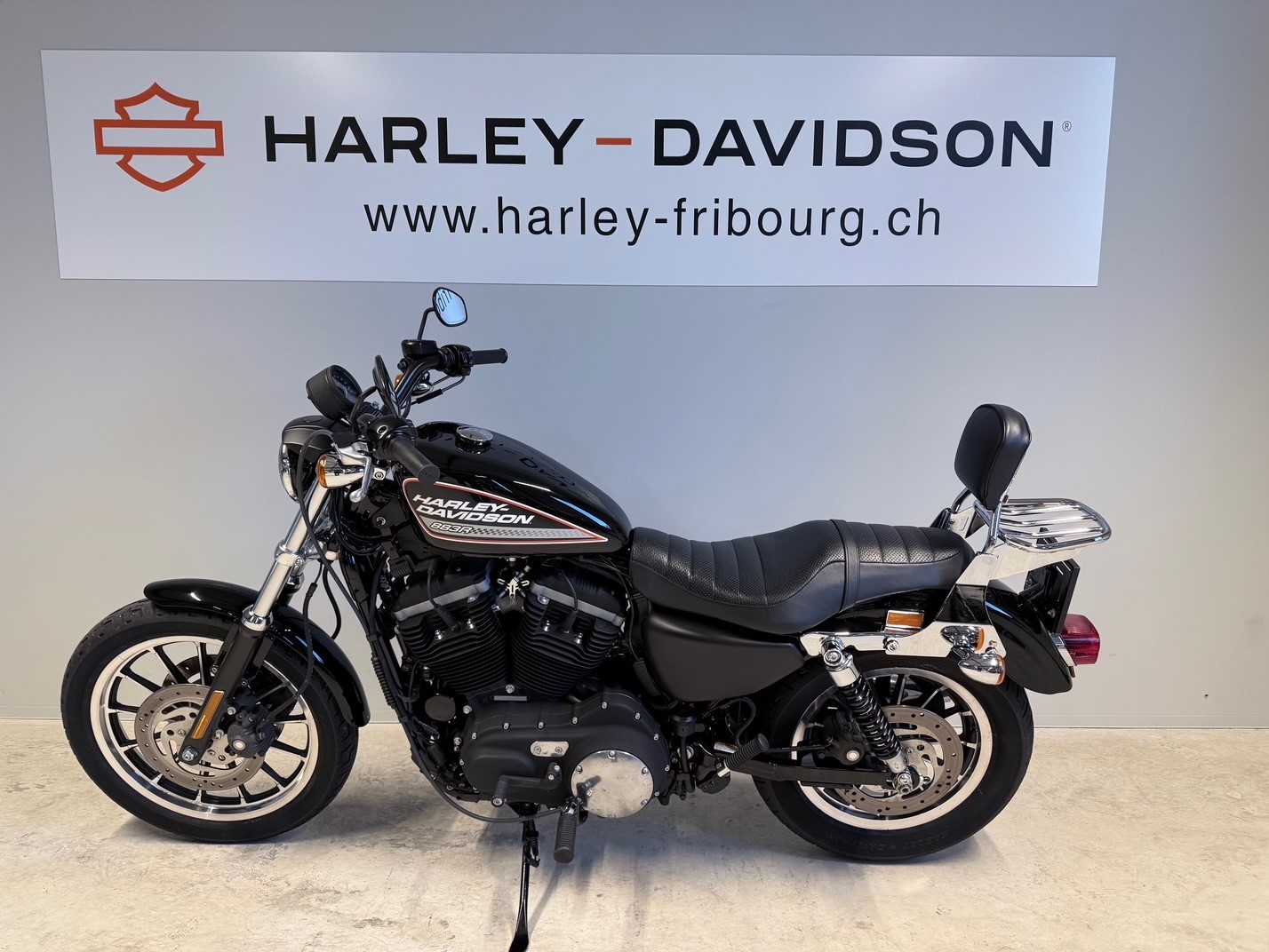 HARLEY-DAVIDSON XL 883 R Sportster Roadster Injection-image-2