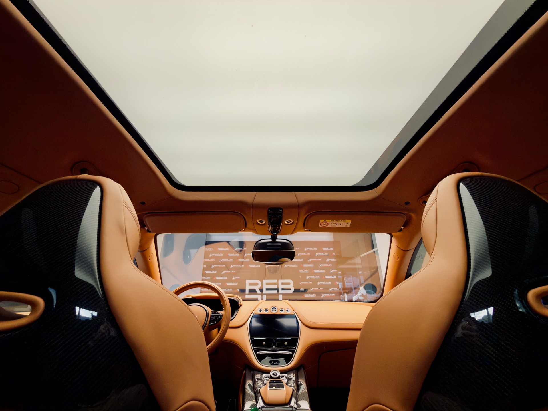 ASTON MARTIN 707 4.0 V8 Bi-Turbo-image-23