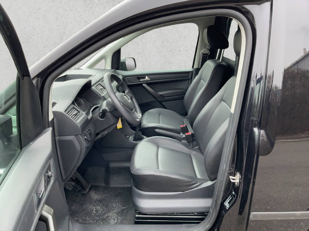 VW Caddy Maxi Kaw. 1.0 TSI BlueMT-image-8