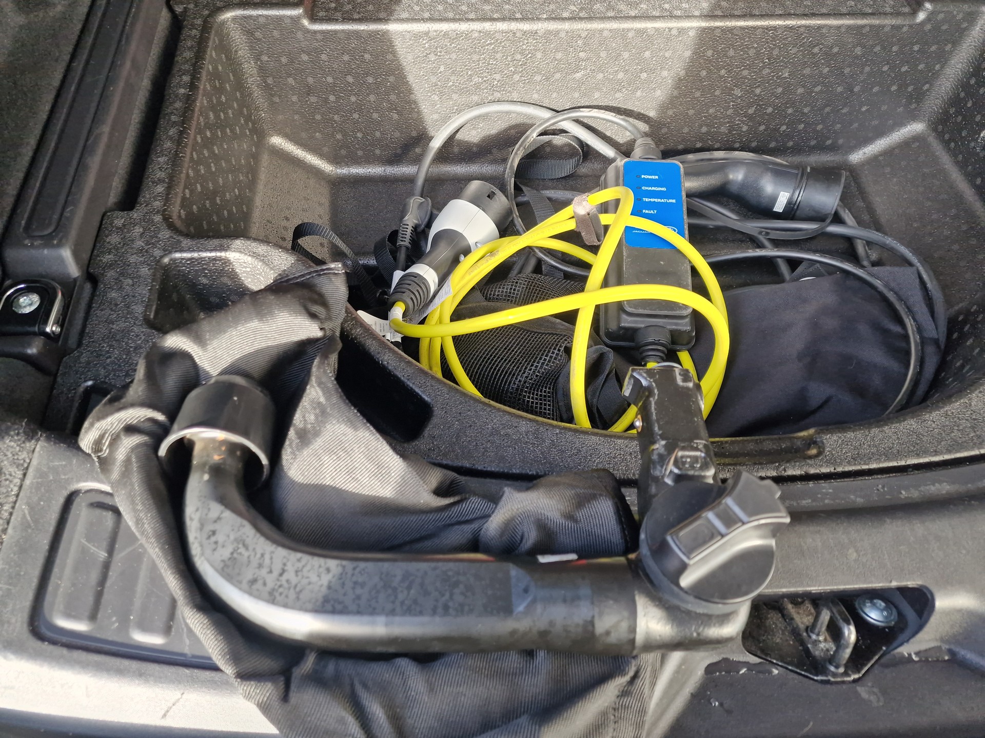 LAND ROVER Discovery Sport R Dyn P300e 1.5 PHEV HSE AT8-image-14