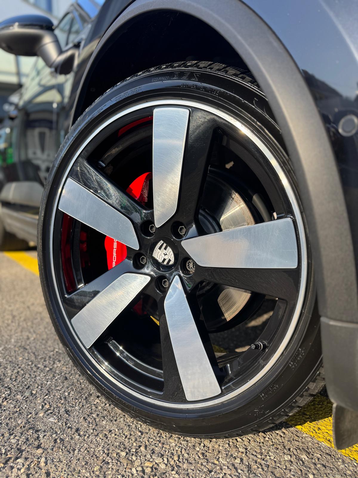 PORSCHE Macan 4 S 100kWh-image-6