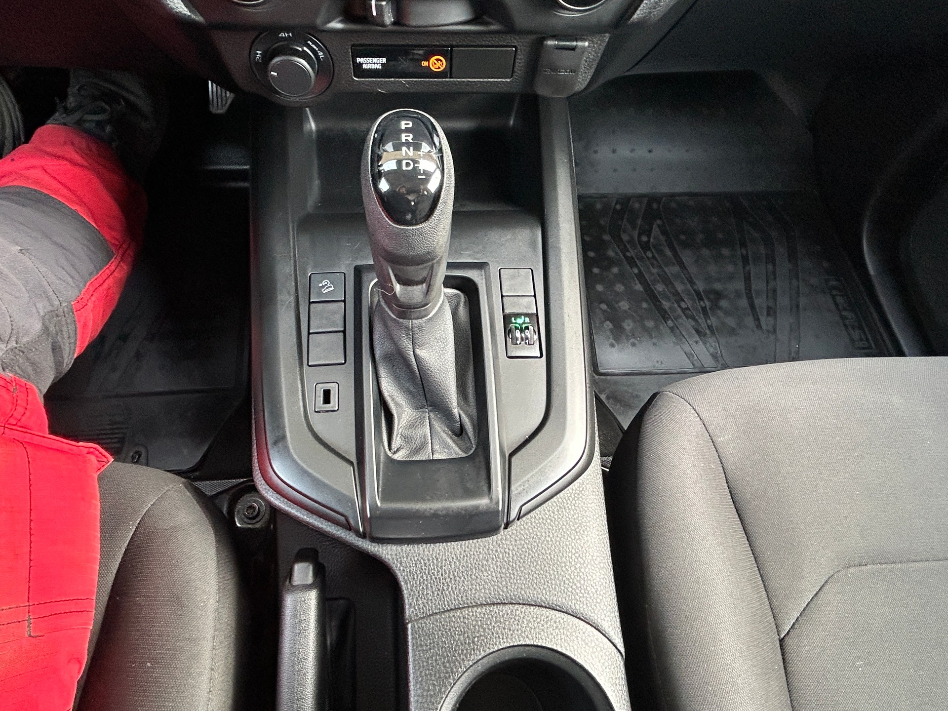 ISUZU N60 4x4 Aut.-image-9