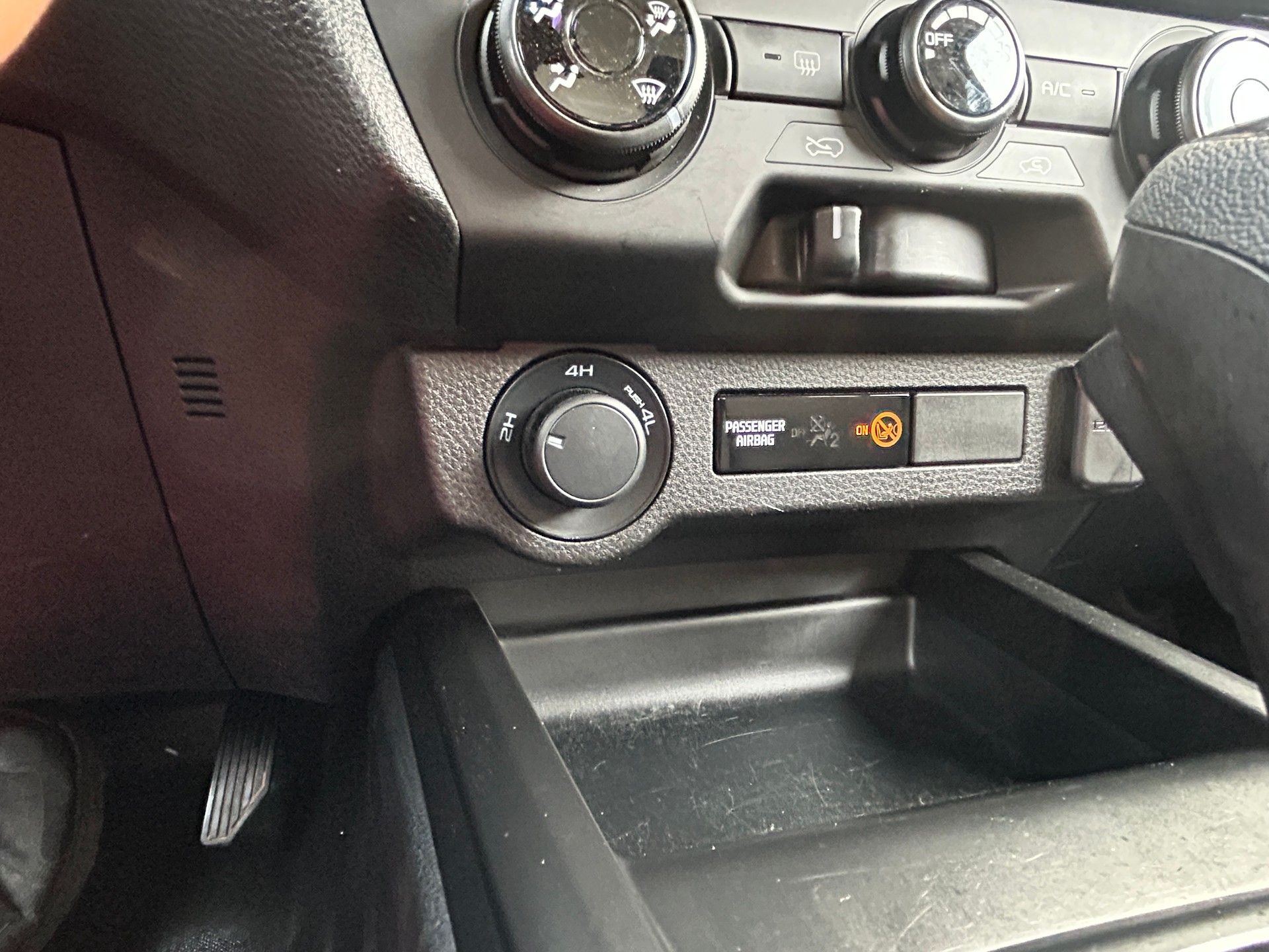 ISUZU N60 4x4 Aut.-image-10