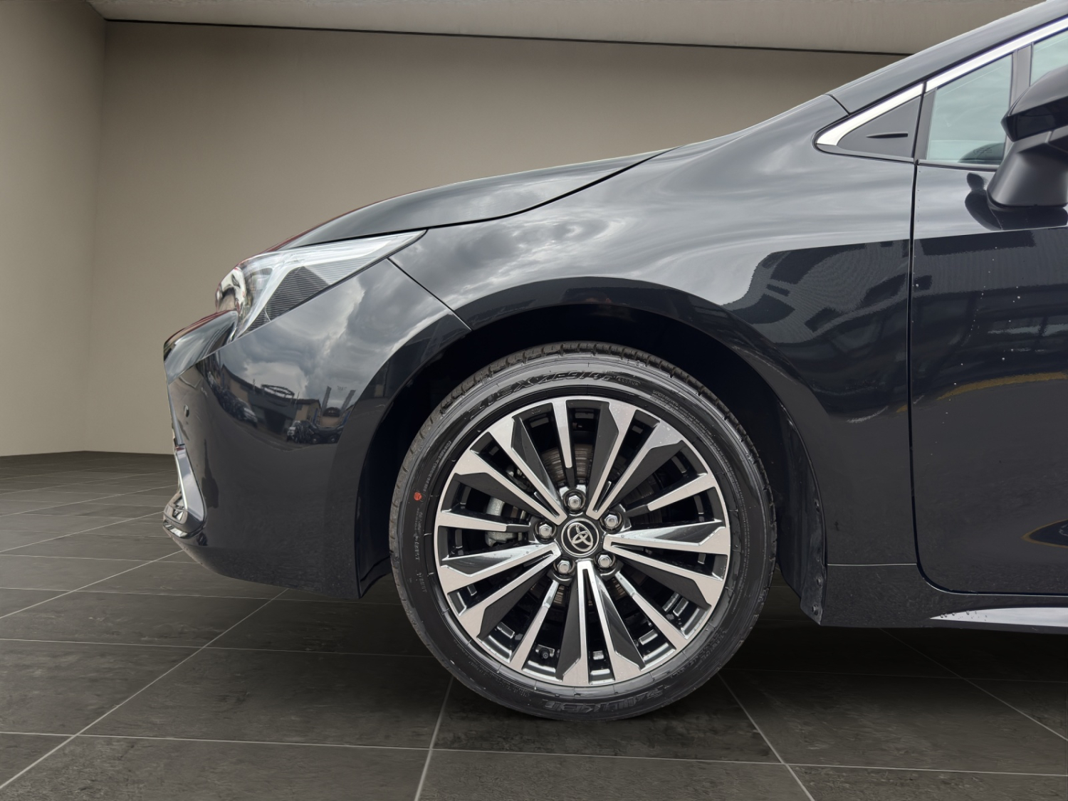 TOYOTA Corolla 1.8 HSD Trend-image-14
