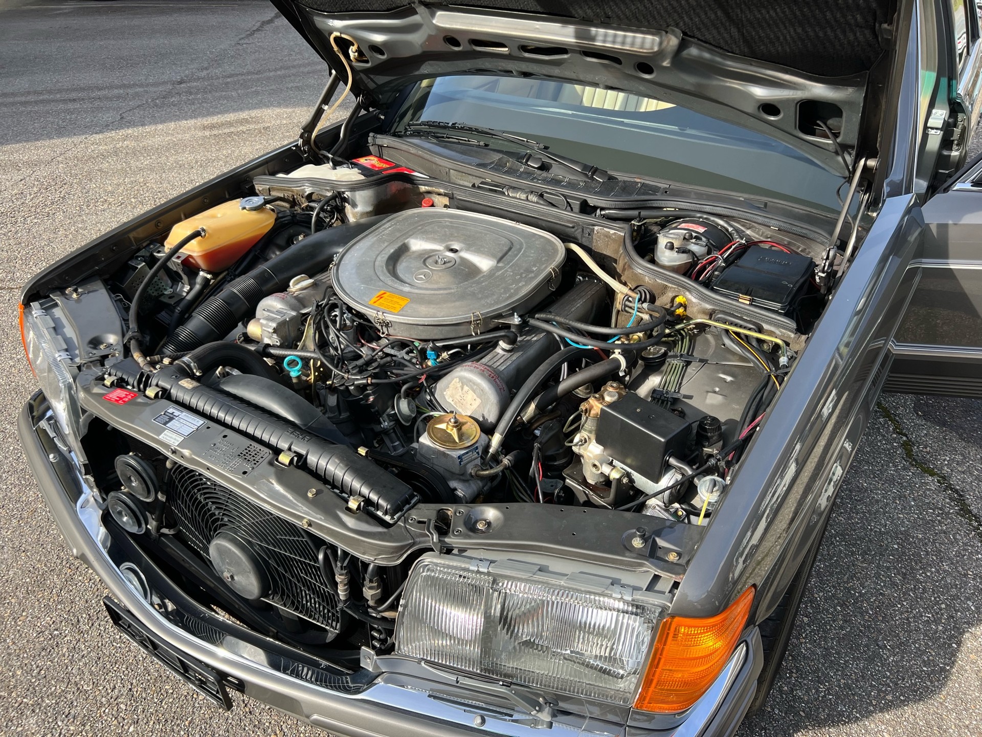 MERCEDES-BENZ 500 SE-image-13