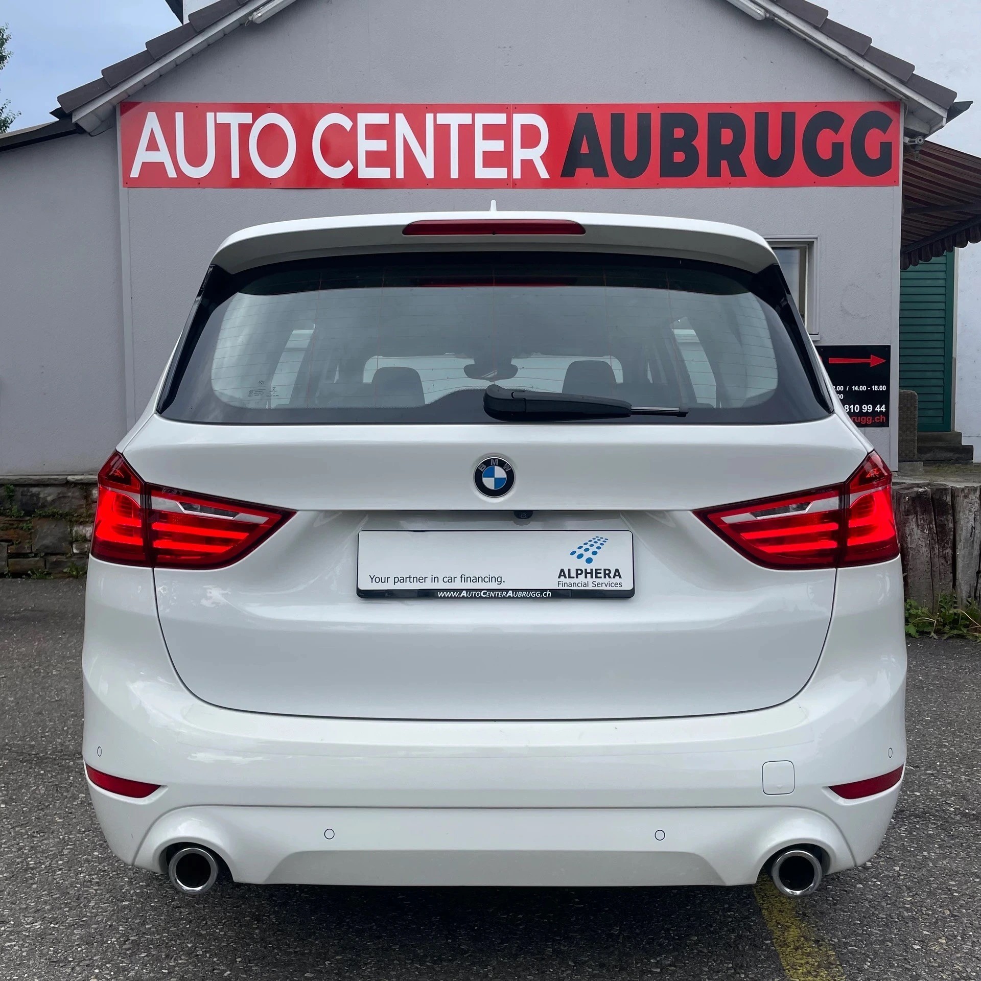 BMW 218d xDrive Gran Tourer Steptronic *CH-FAHRZEUG / ANHÄNGERKUPPLUNG / 7 SITZE / 12 MONATE GARANTIE*-image-5