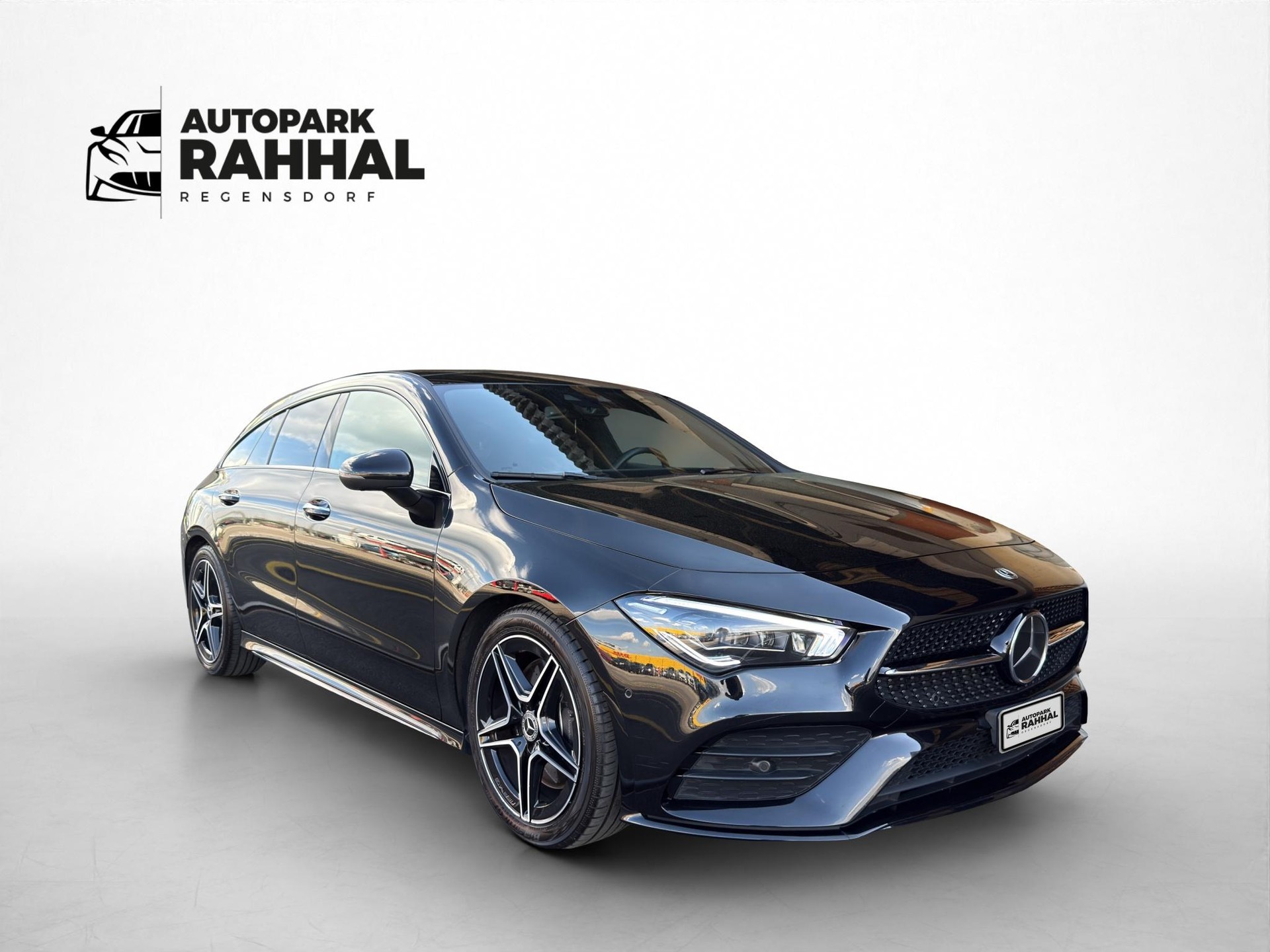 MERCEDES-BENZ CLA 250 AMG Line 4matic Shooting Brake-showroom-element-3