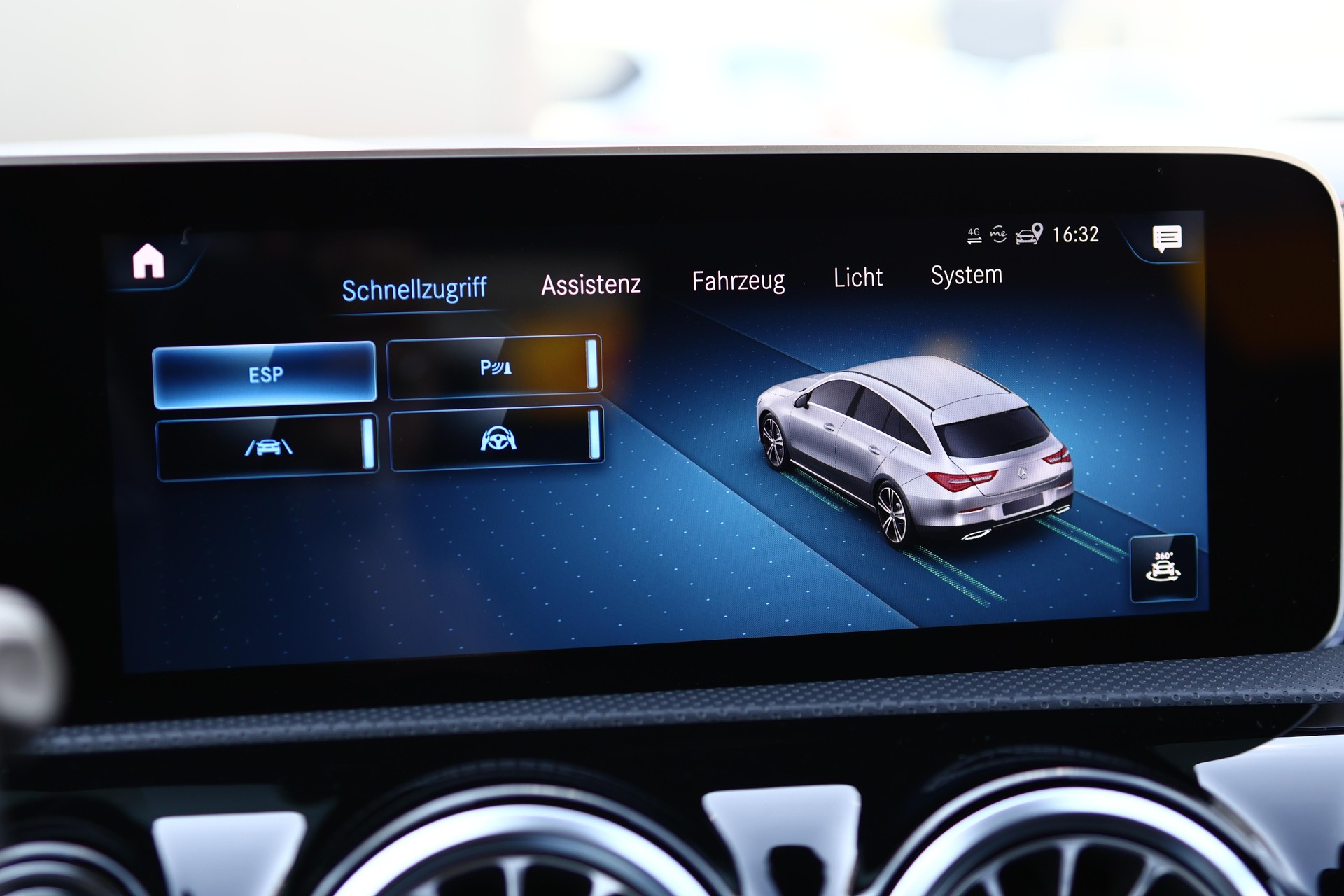 MERCEDES-BENZ CLA 250 AMG Line 4matic Shooting Brake-image-28
