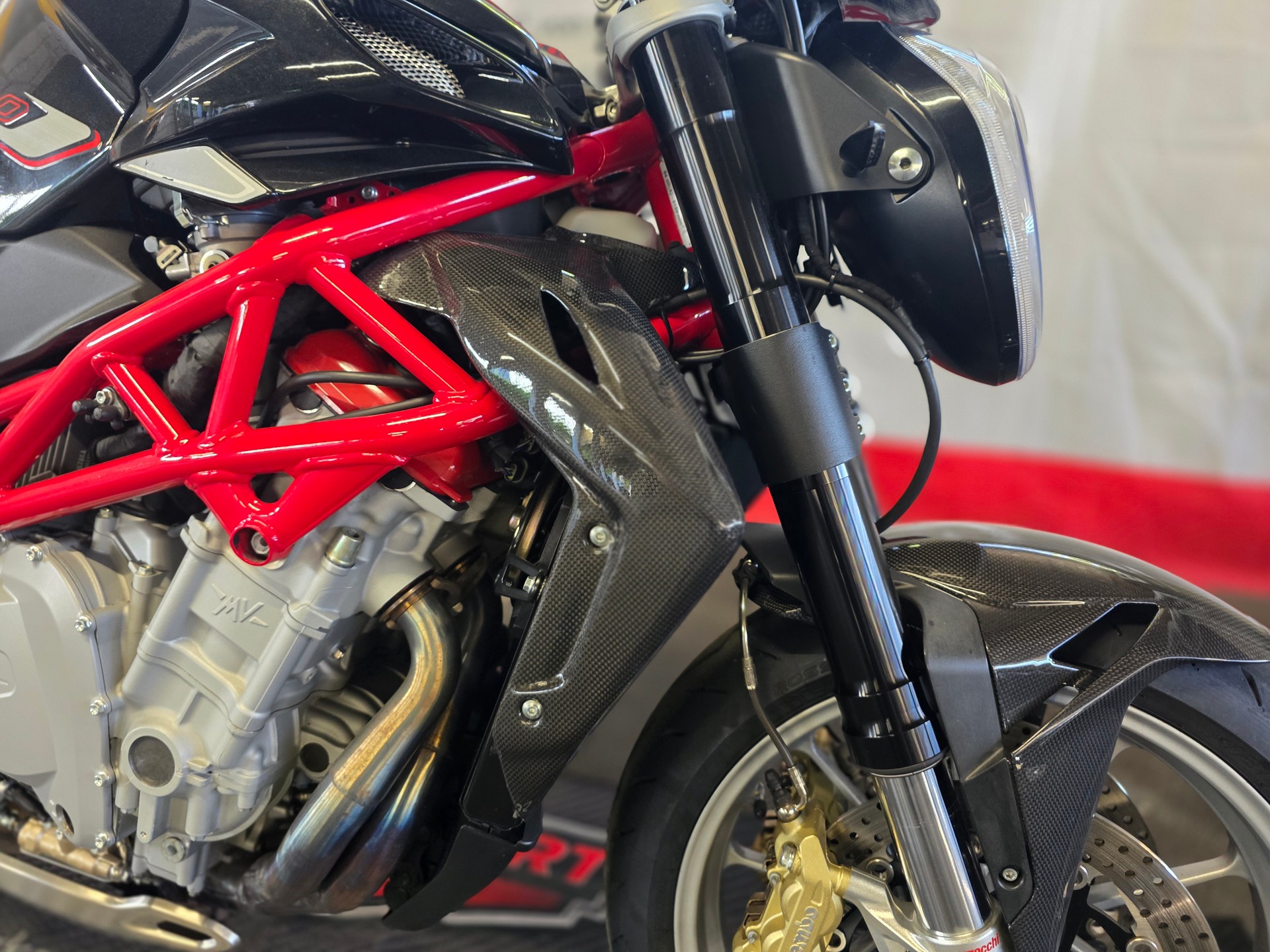 MV AGUSTA B4 Brutale 1090 R ABS-image-3
