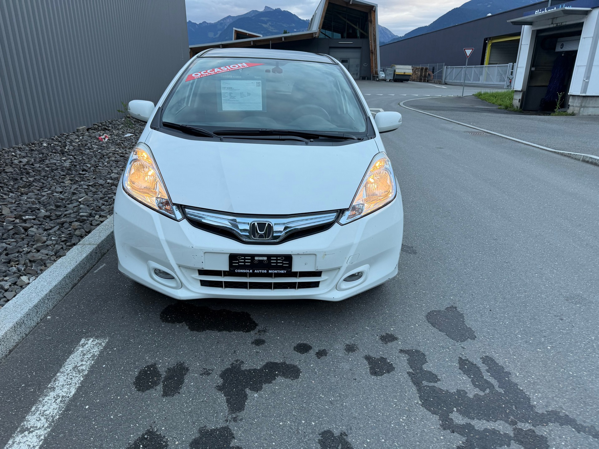 HONDA Jazz 1.3i Hybrid Elegance CVT-showroom-element-2