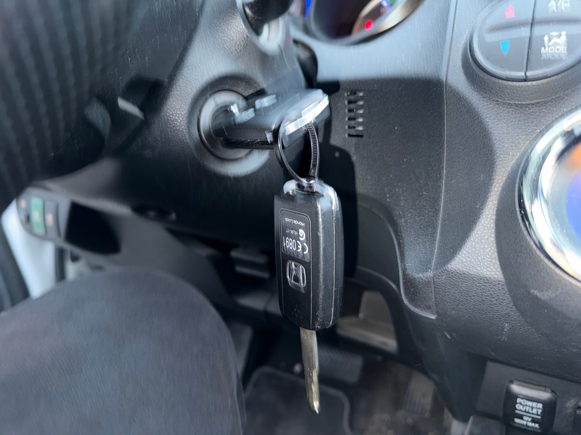 HONDA Jazz 1.3i Hybrid Elegance CVT-image-28