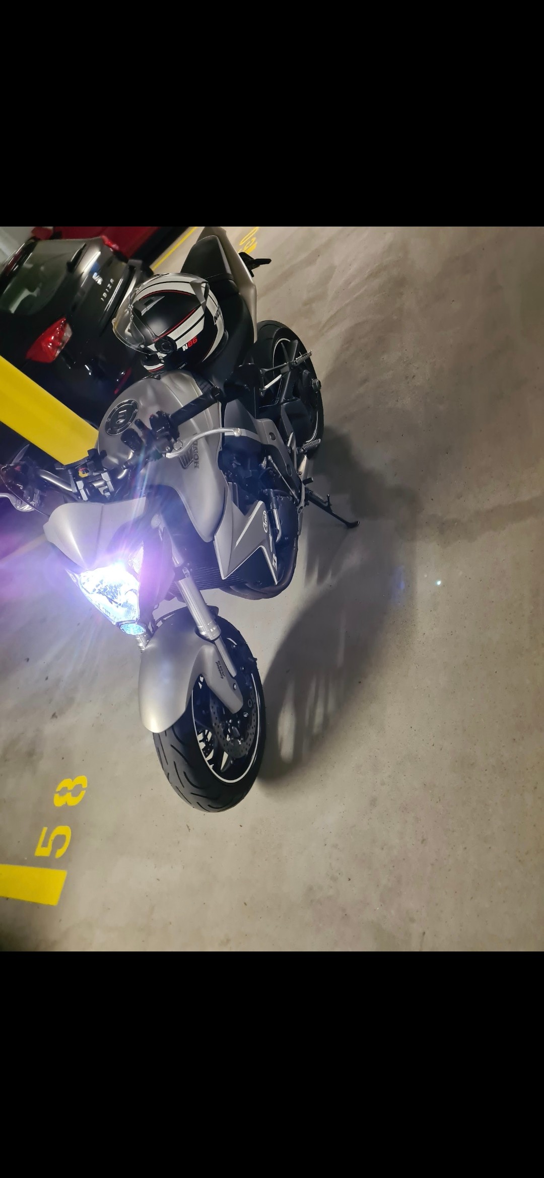 HONDA CB 1000 RA-image-1