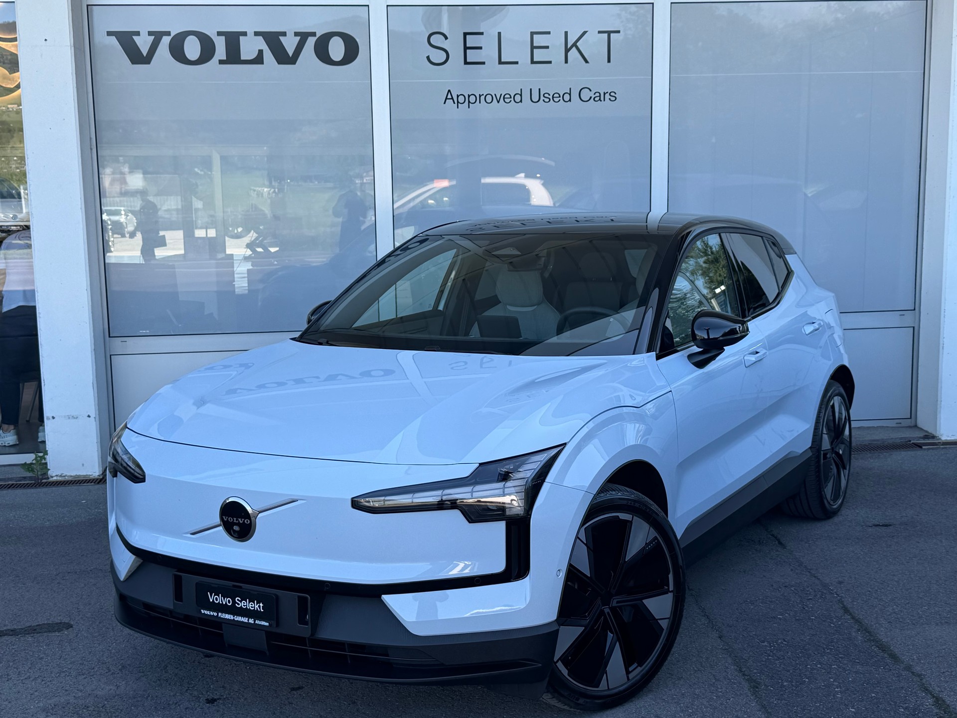 VOLVO EX30 E60 69kWh Twin Ultra