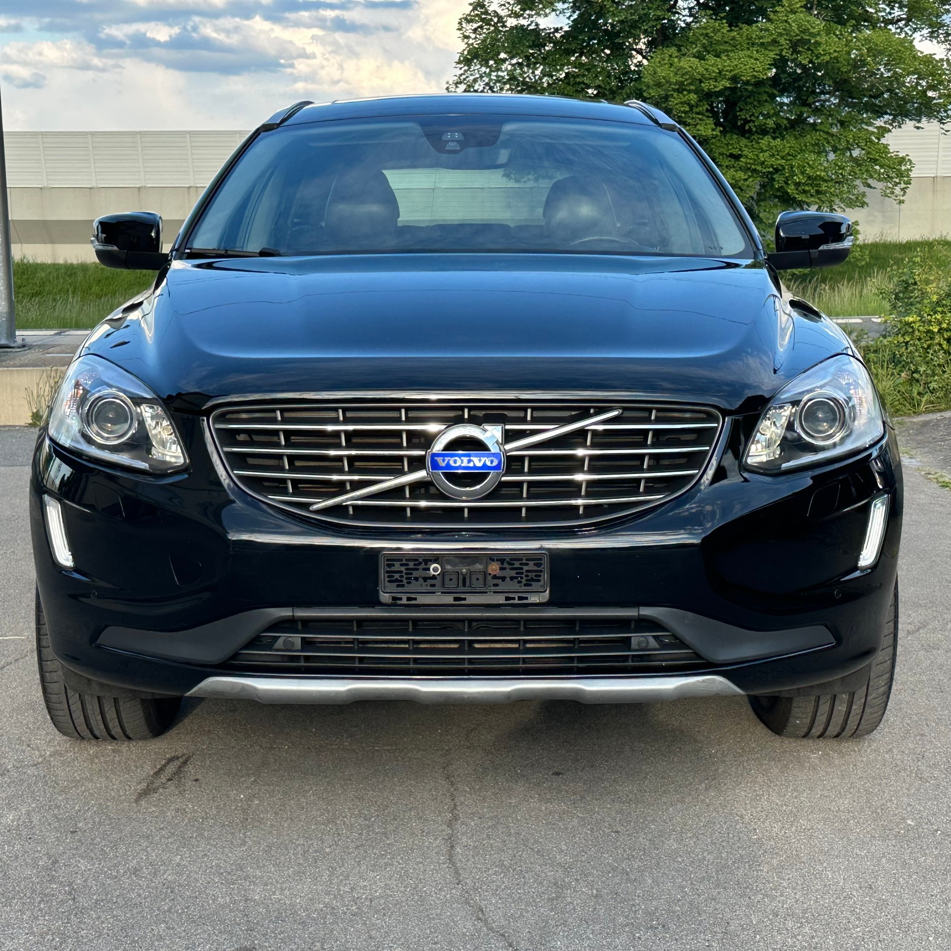 VOLVO XC60 D5 AWD Summum Geartronic-image-7