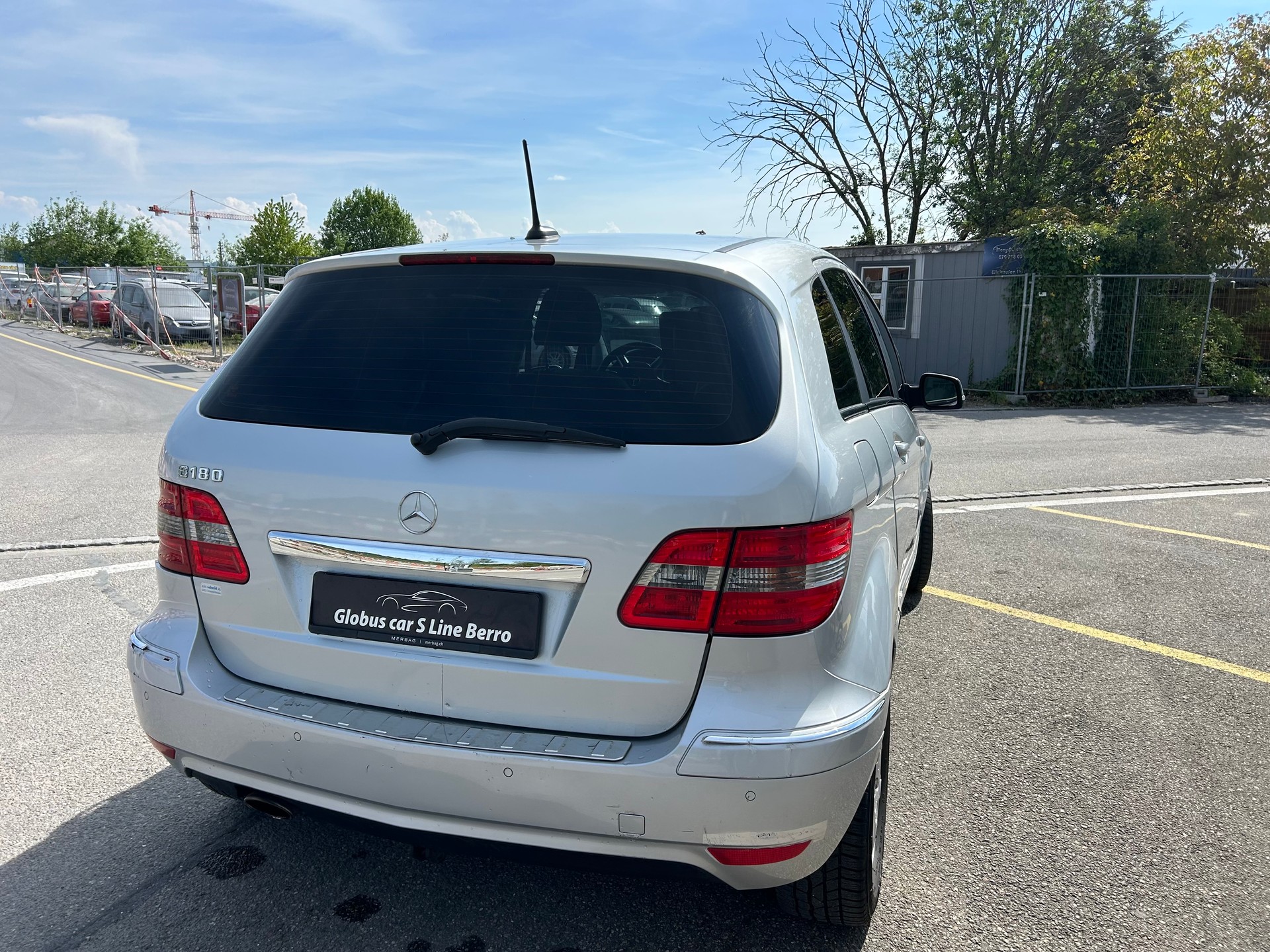 MERCEDES-BENZ B 180 Selection Autotronic-image-4