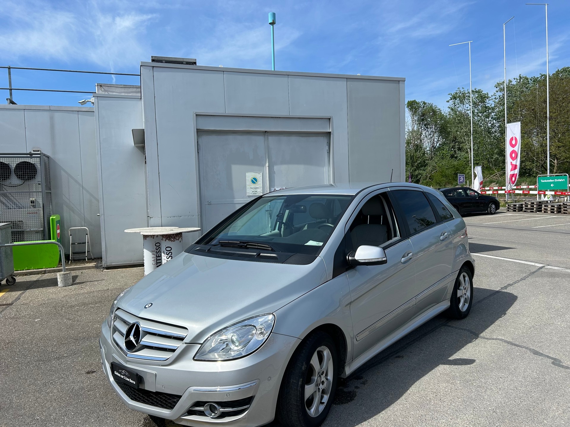 MERCEDES-BENZ B 180 Selection Autotronic-image-8