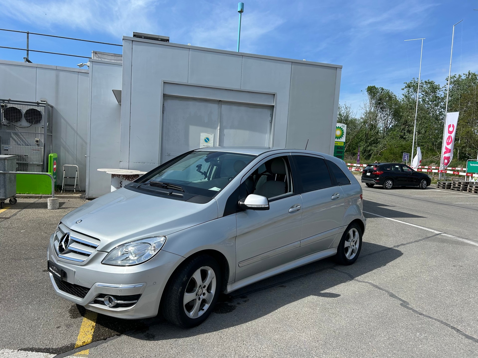 MERCEDES-BENZ B 180 Selection Autotronic-image-9
