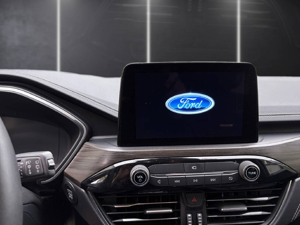 FORD Kuga 2.5 Hybrid Vignale-image-8