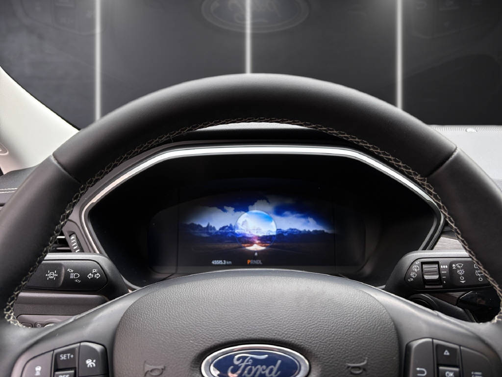 FORD Kuga 2.5 Hybrid Vignale-image-7