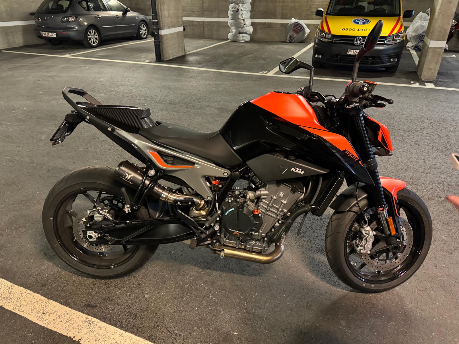KTM 790 Duke-image-1