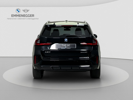 BMW iX1 eDrive 20 Ed. M Sport-showroom-element-3