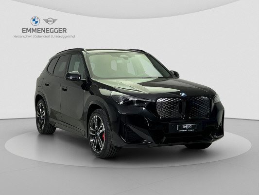 BMW iX1 eDrive 20 Ed. M Sport-image-6