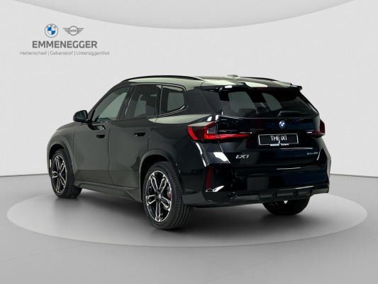BMW iX1 eDrive 20 Ed. M Sport-showroom-element-2