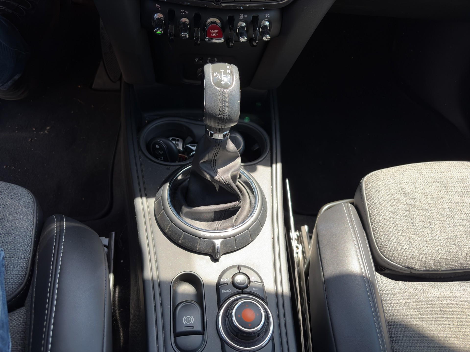 MINI Countryman Cooper ALL4 Steptronic-image-19