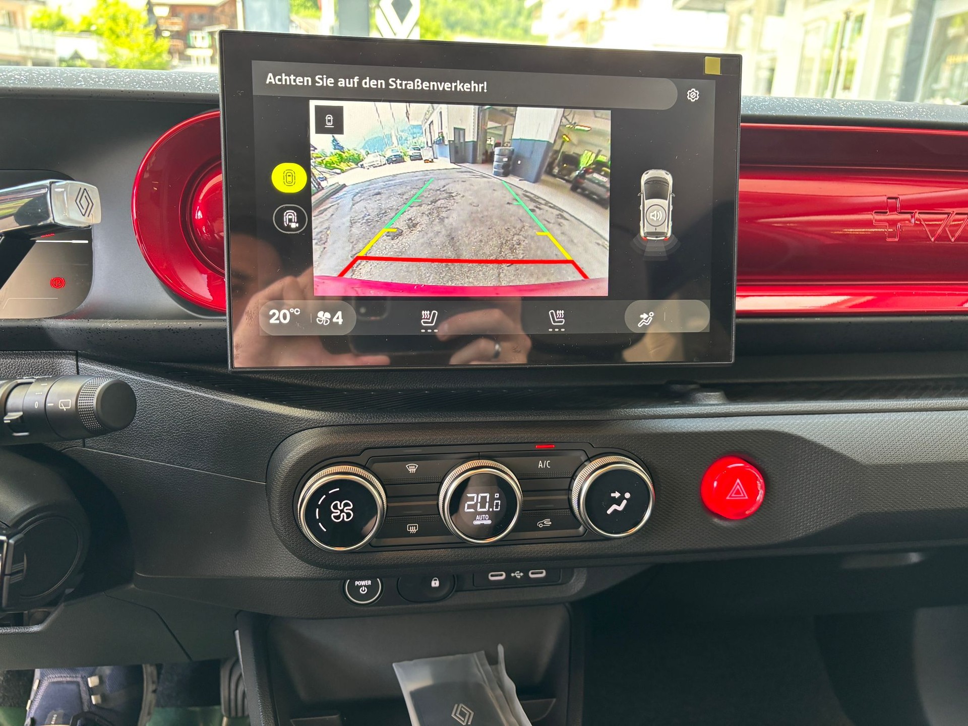 RENAULT Twingo 27kWh Techno-image-7