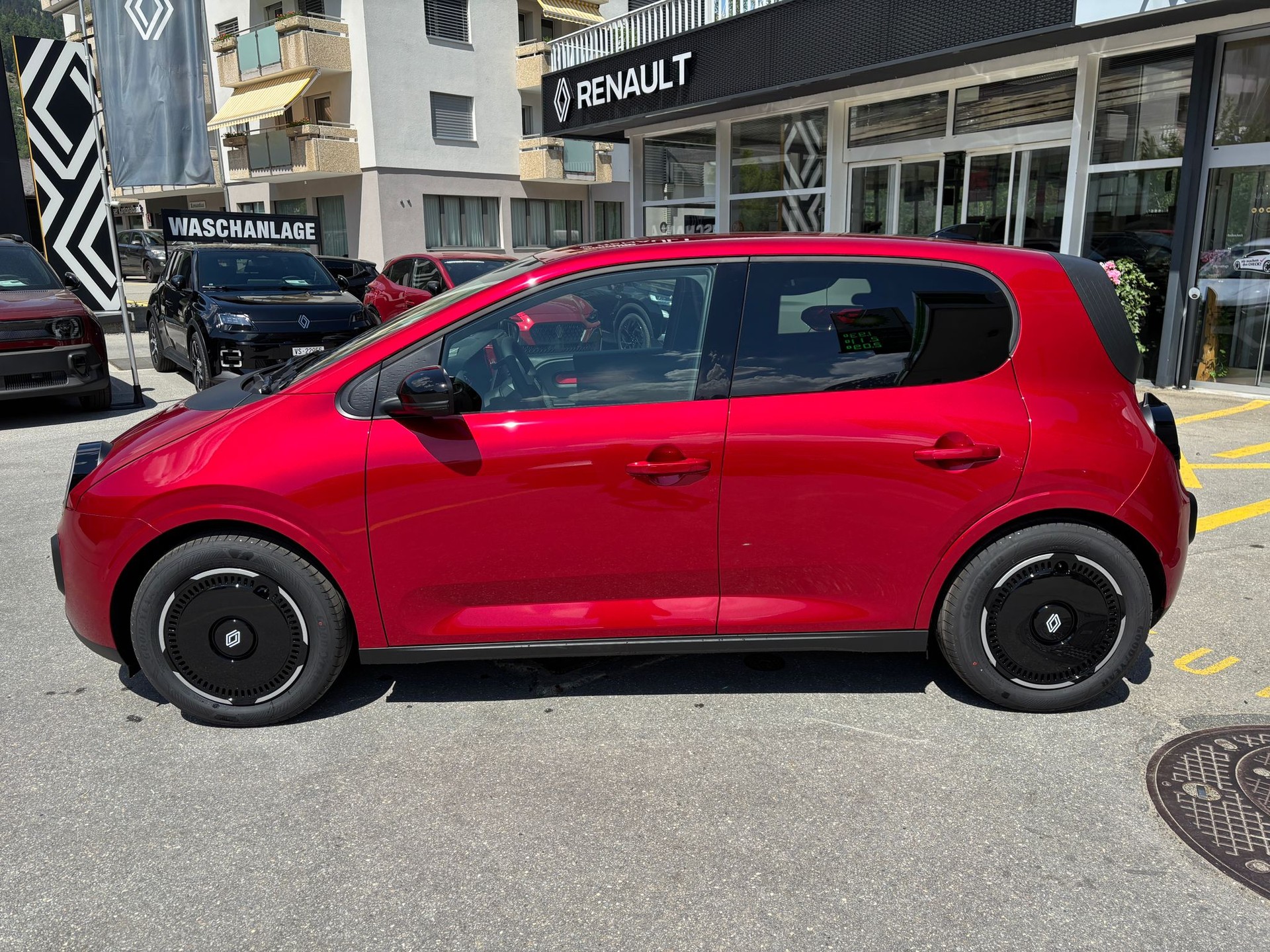 RENAULT Twingo 27kWh Techno-image-4