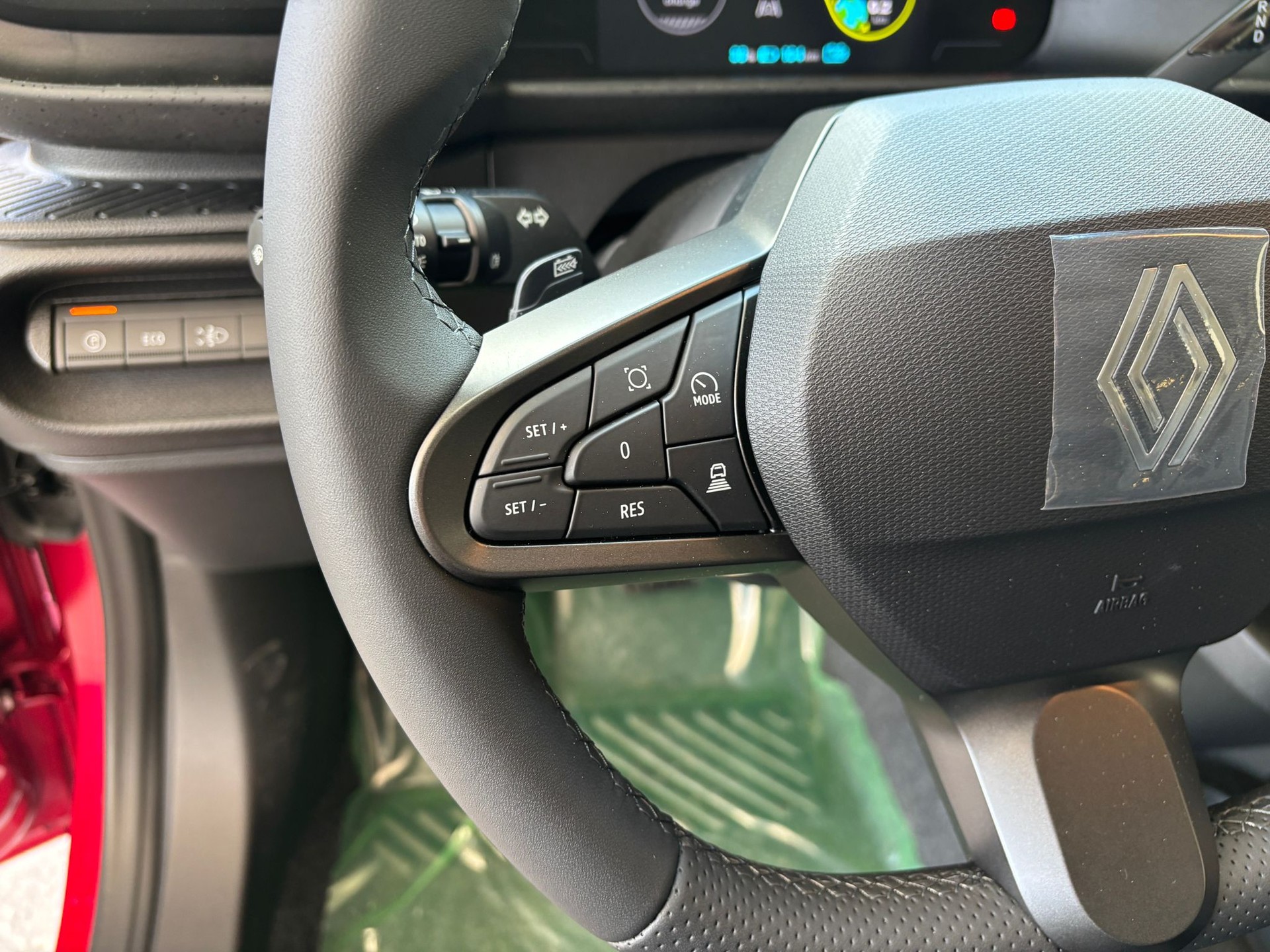 RENAULT Twingo 27kWh Techno-image-8