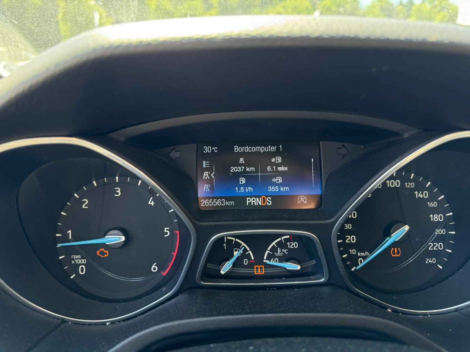 FORD Focus 1.5 TDCi Business PowerShift-image-13