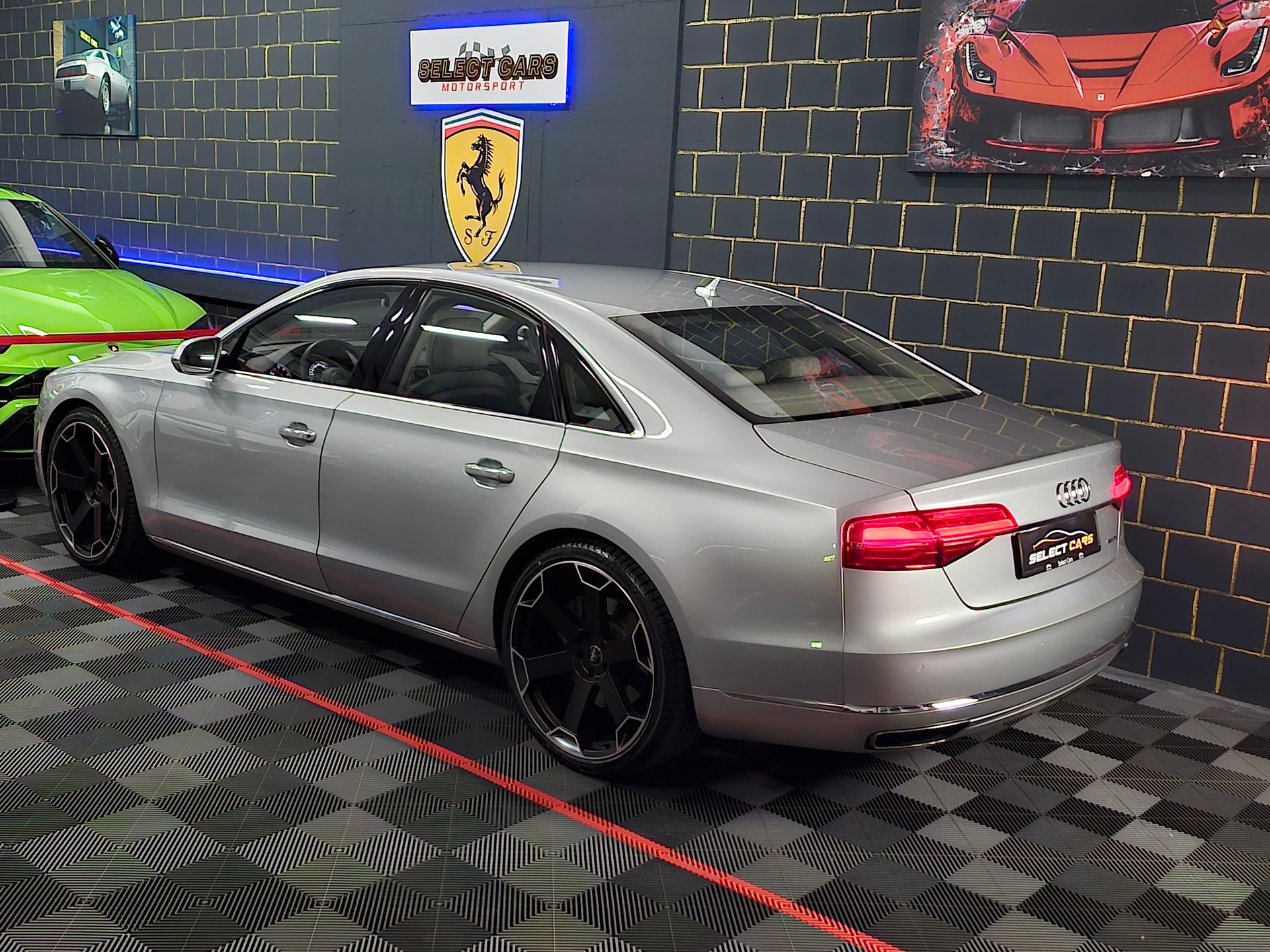 AUDI A8 4.0 TFSI V8 quattro tiptronic-image-5