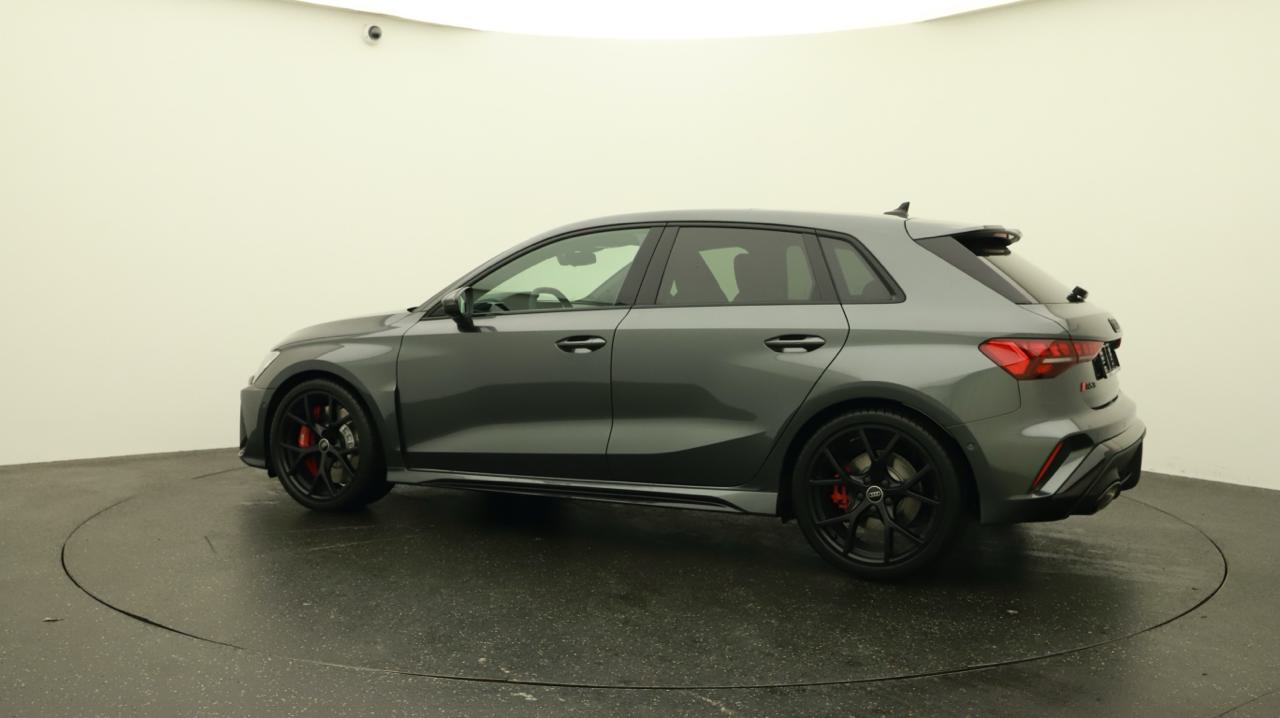 AUDI RS3 Sportback 2.5 TSI quattro S-tronic-showroom-element-2