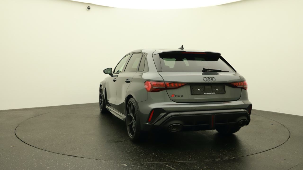 AUDI RS3 Sportback 2.5 TSI quattro S-tronic-showroom-element-3