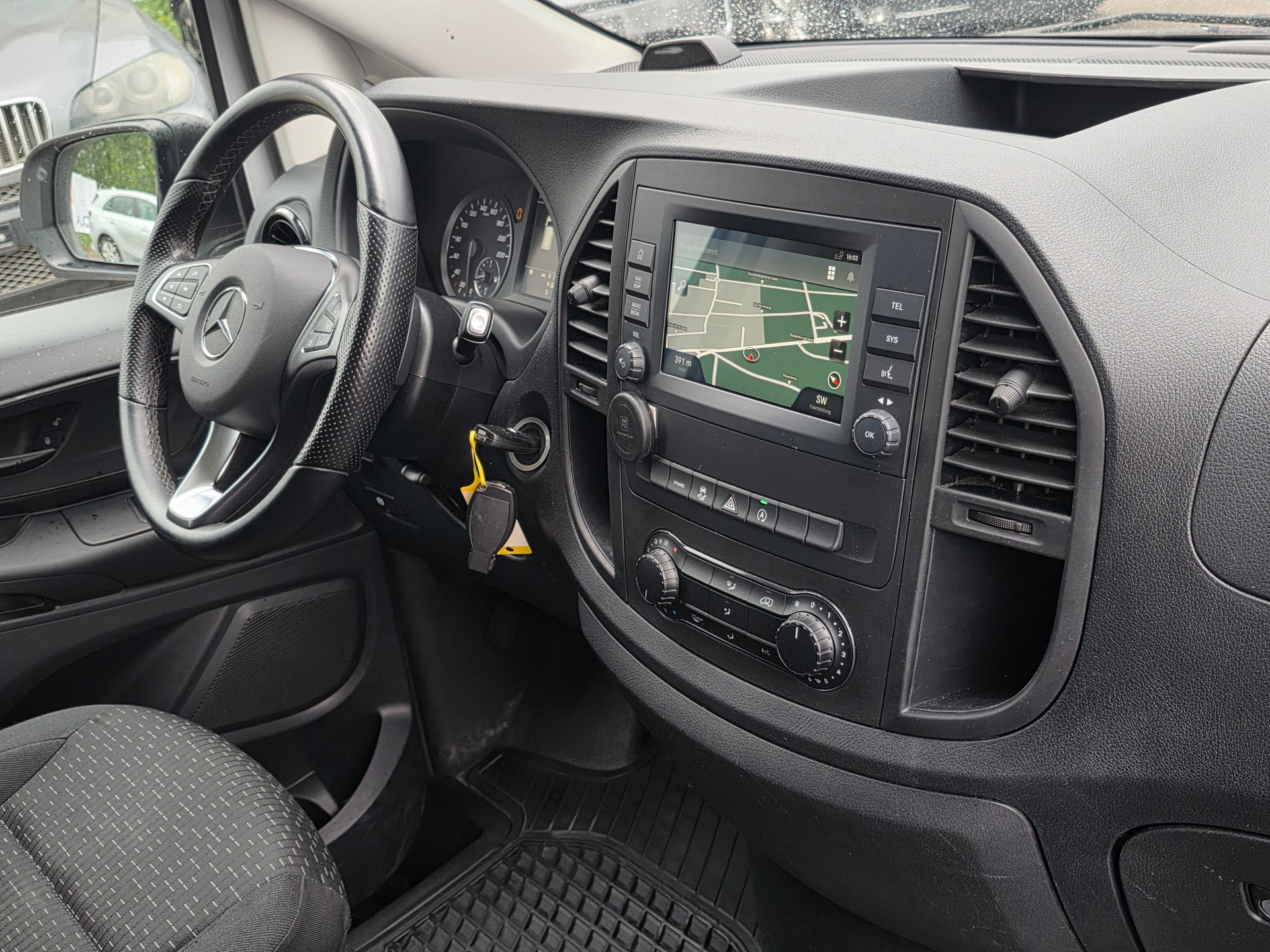 MERCEDES-BENZ Vito 114 CDI Extralang 9G-Tronic 4Matic ** Automat ** Navi ** Klima **Anhängerkupplung **-image-13