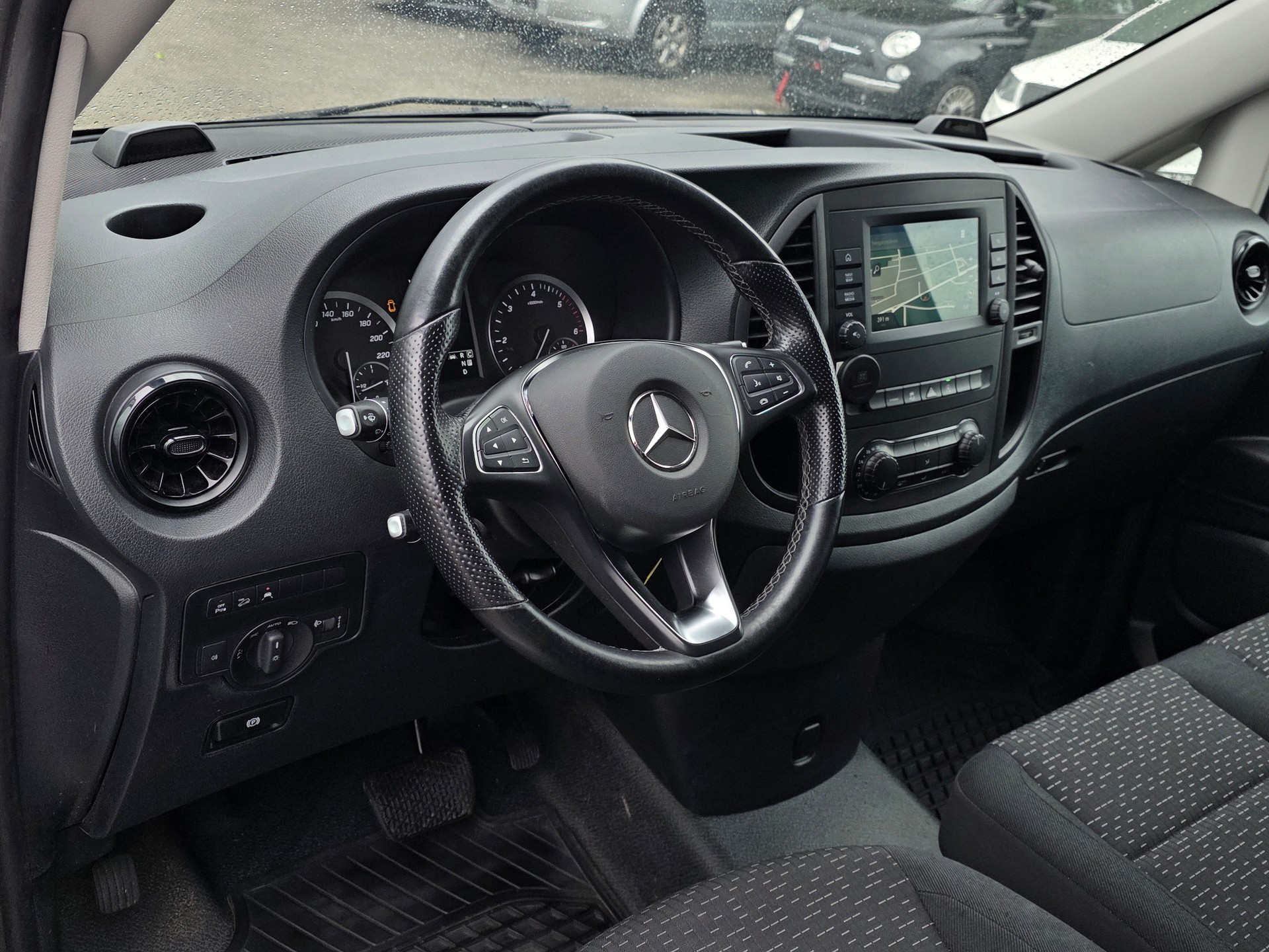 MERCEDES-BENZ Vito 114 CDI Extralang 9G-Tronic 4Matic ** Automat ** Navi ** Klima **Anhängerkupplung **-image-9