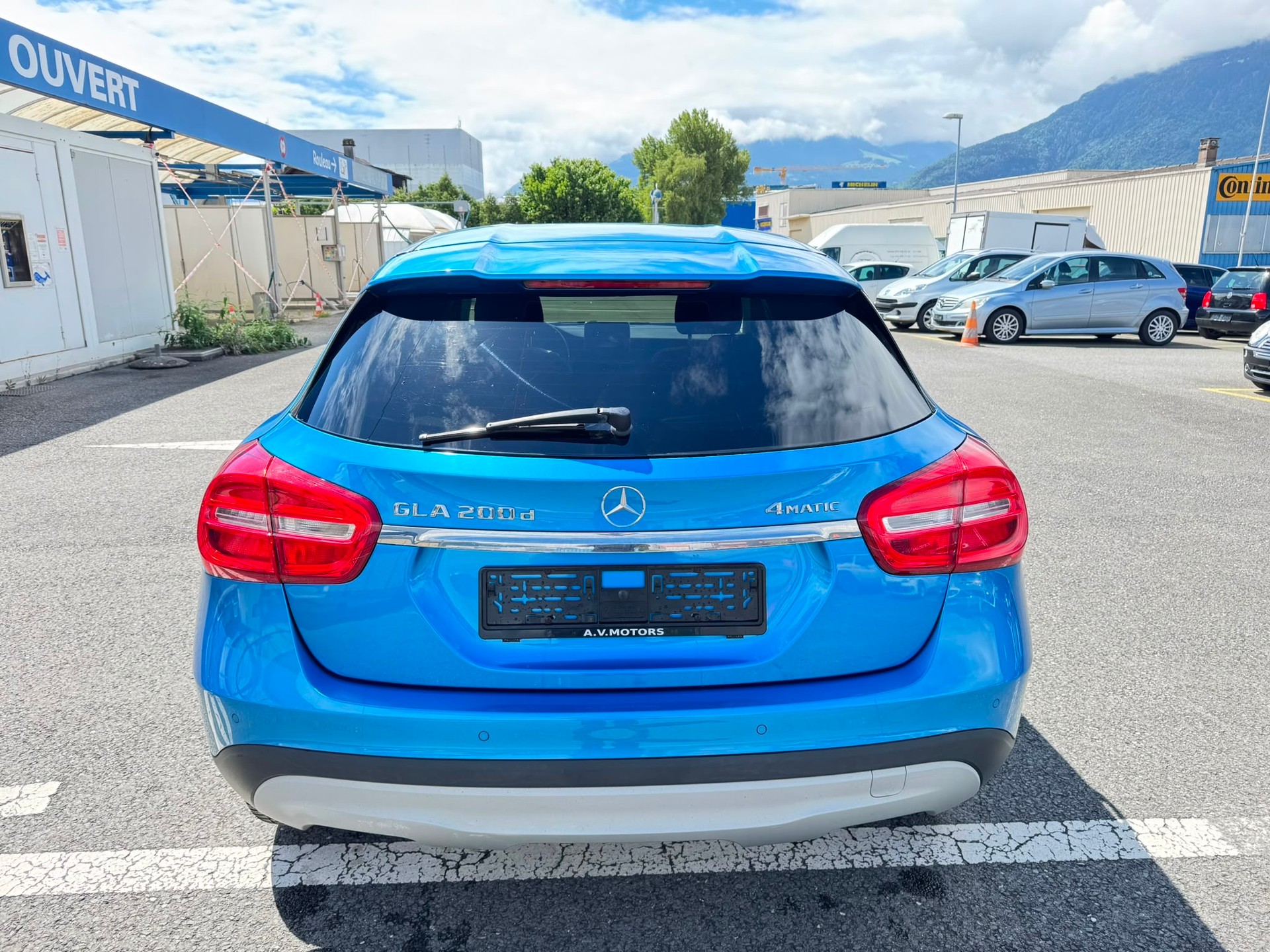 MERCEDES-BENZ GLA 200 CDI Swiss Star Edition Urban 4Matic 7G-DCT-image-5