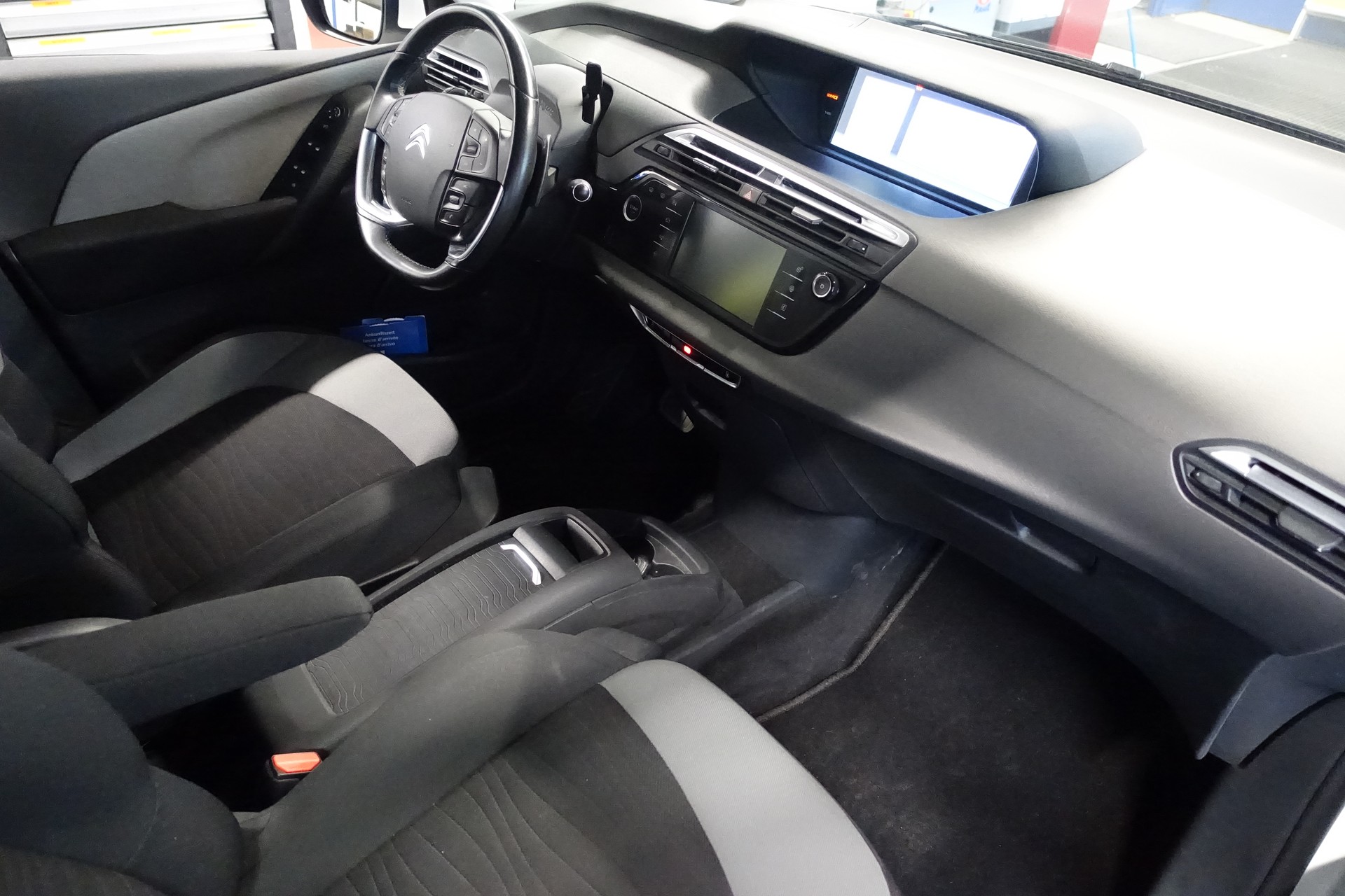 CITROEN C4 Picasso 1.6i 16V e-THP Intensive Automatic-image-11