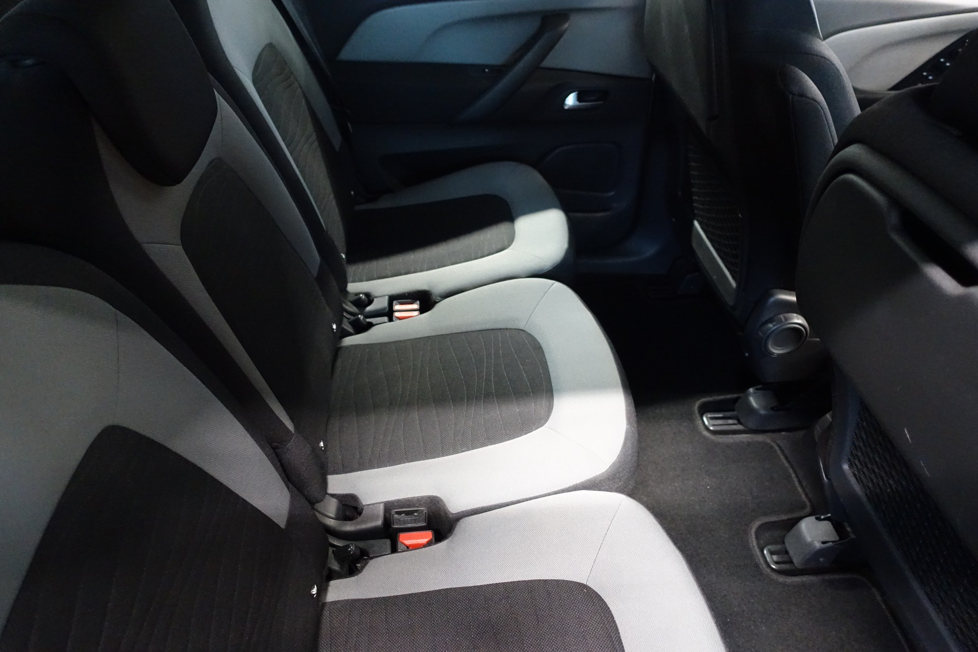 CITROEN C4 Picasso 1.6i 16V e-THP Intensive Automatic-image-10