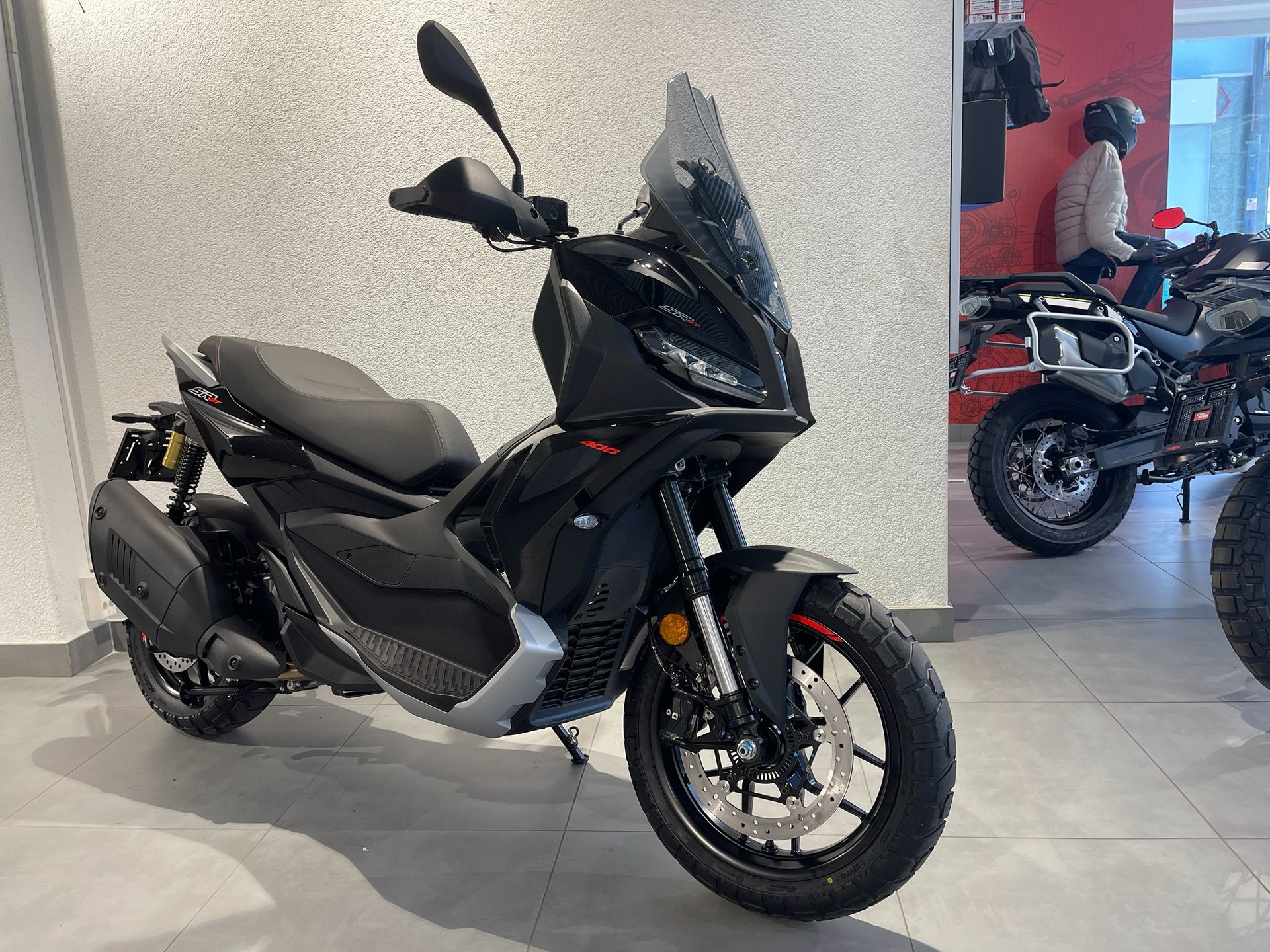 APRILIA SR 400 GT | Vorführfahrzeug | ABS | Garantie-image-0