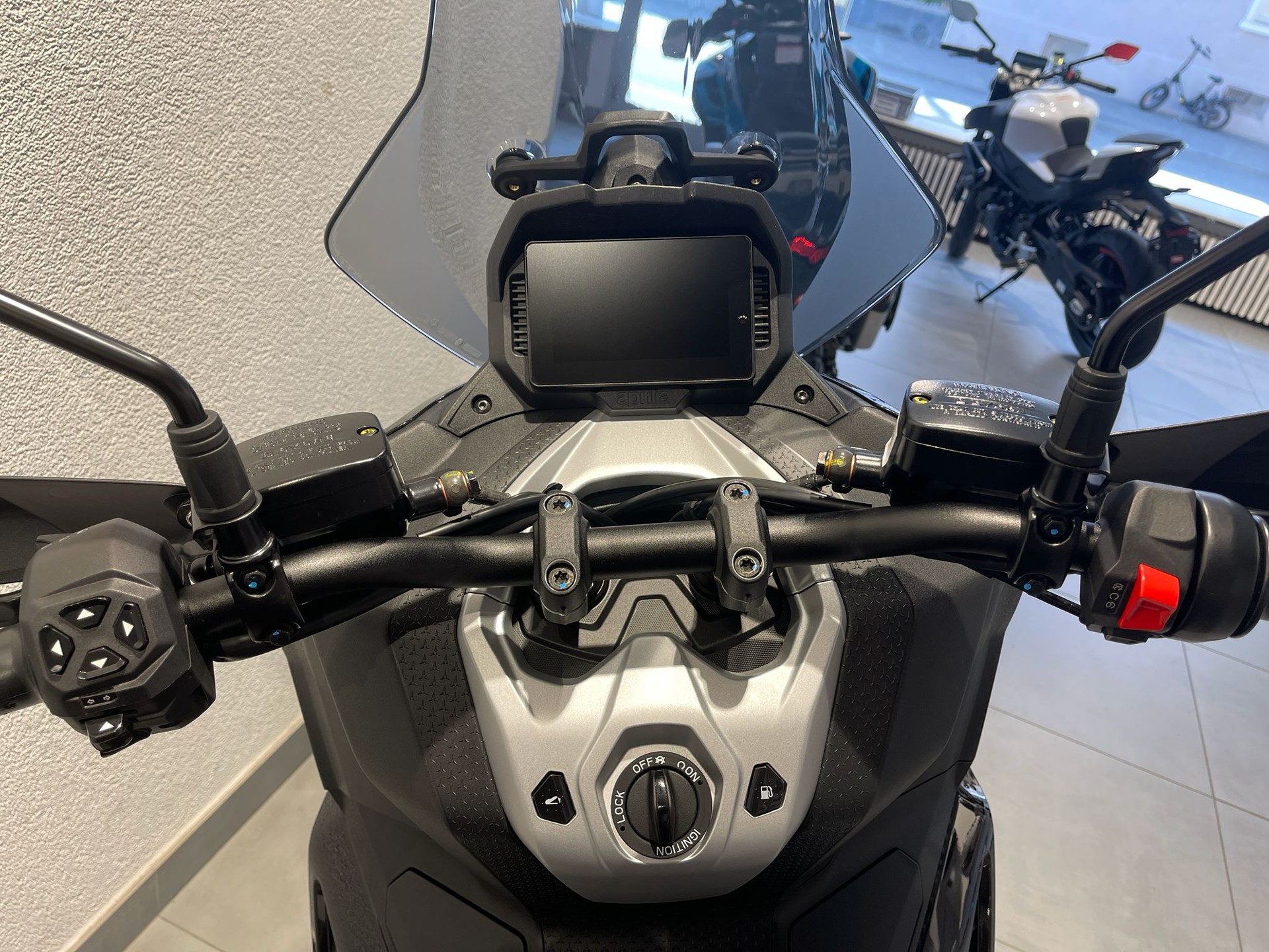 APRILIA SR 400 GT | Vorführfahrzeug | ABS | Garantie-image-10