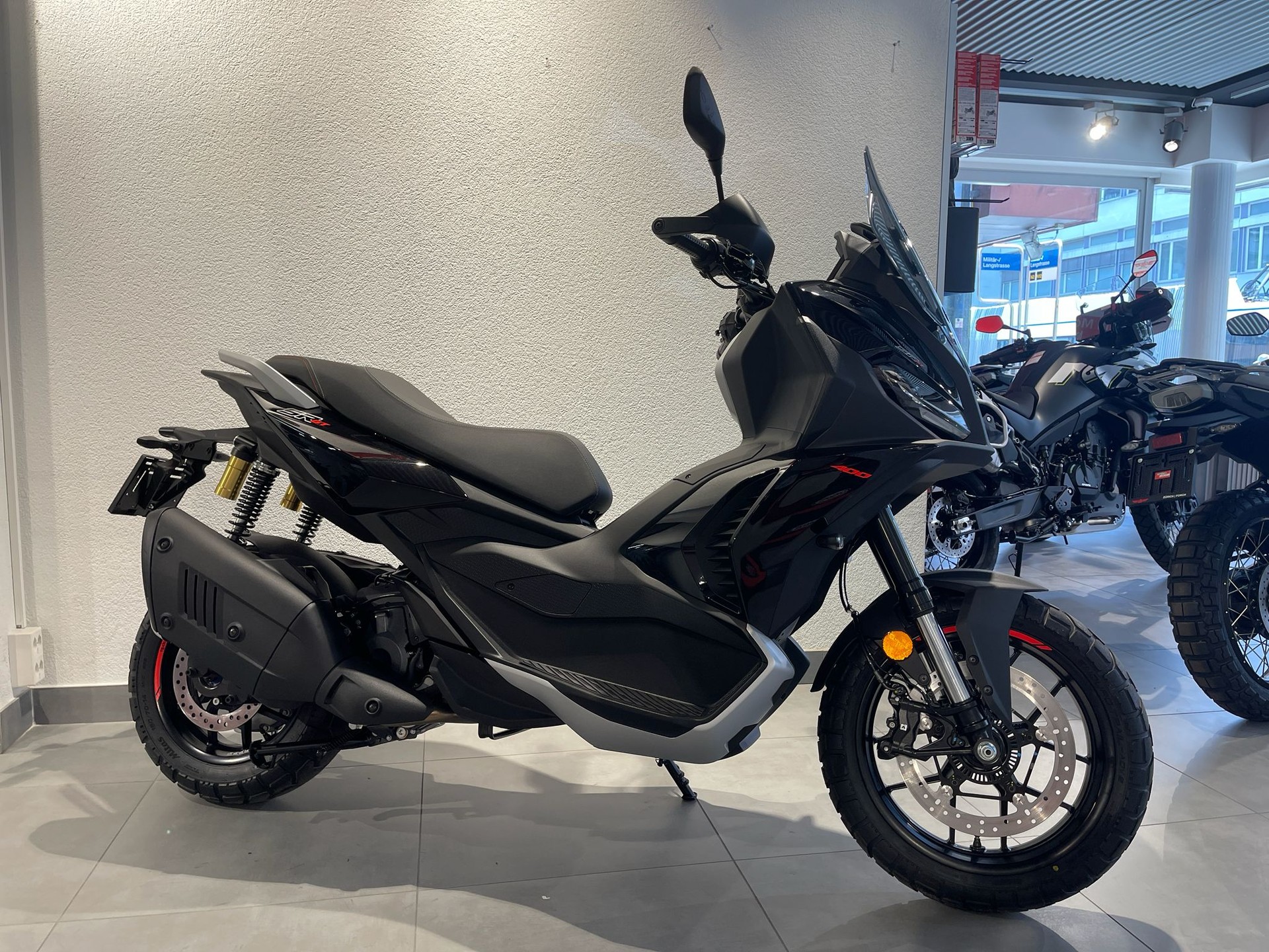 APRILIA SR 400 GT | Vorführfahrzeug | ABS | Garantie-image-2
